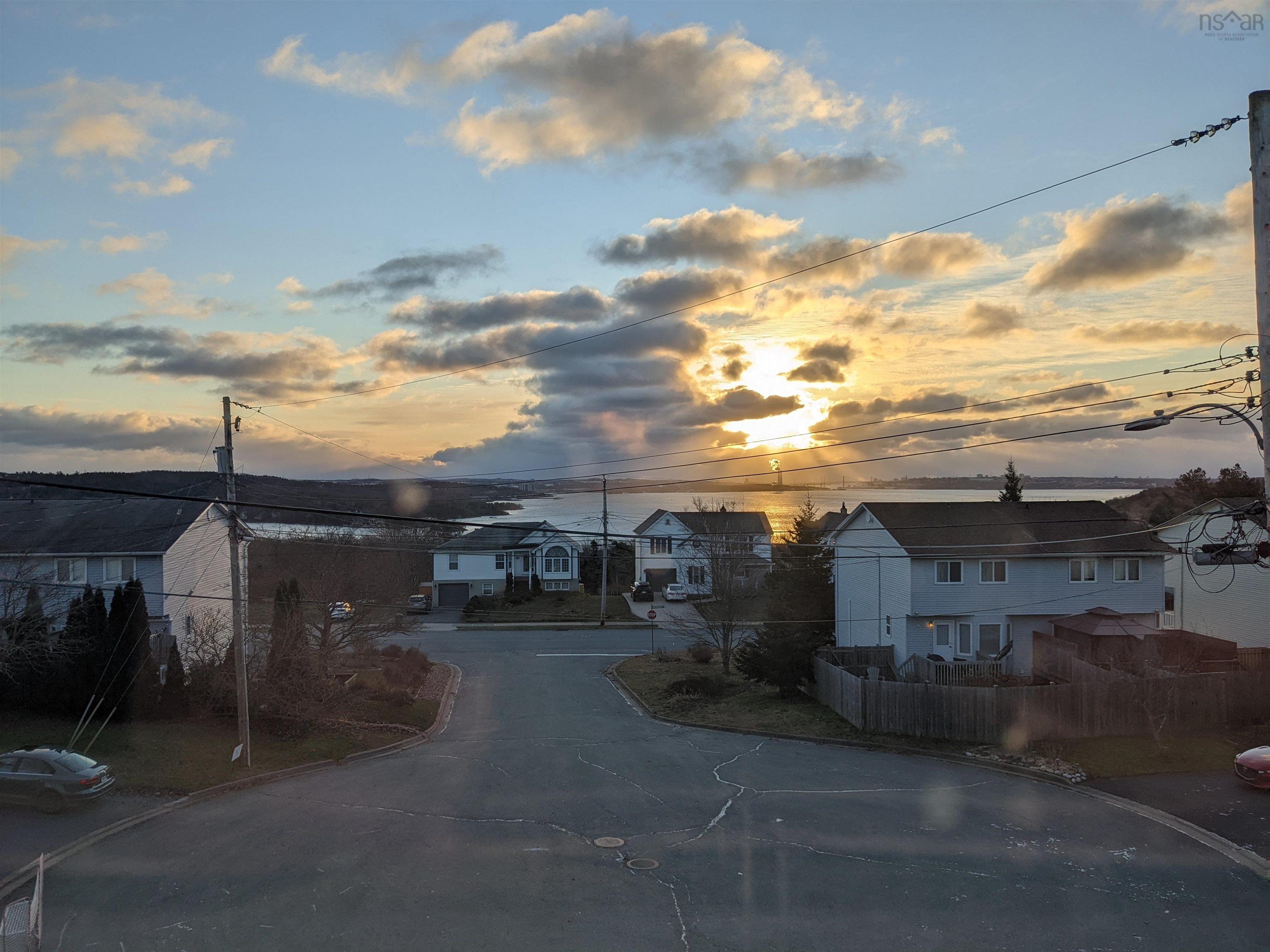 $509,900.00: 21 Lively Court, Bedford