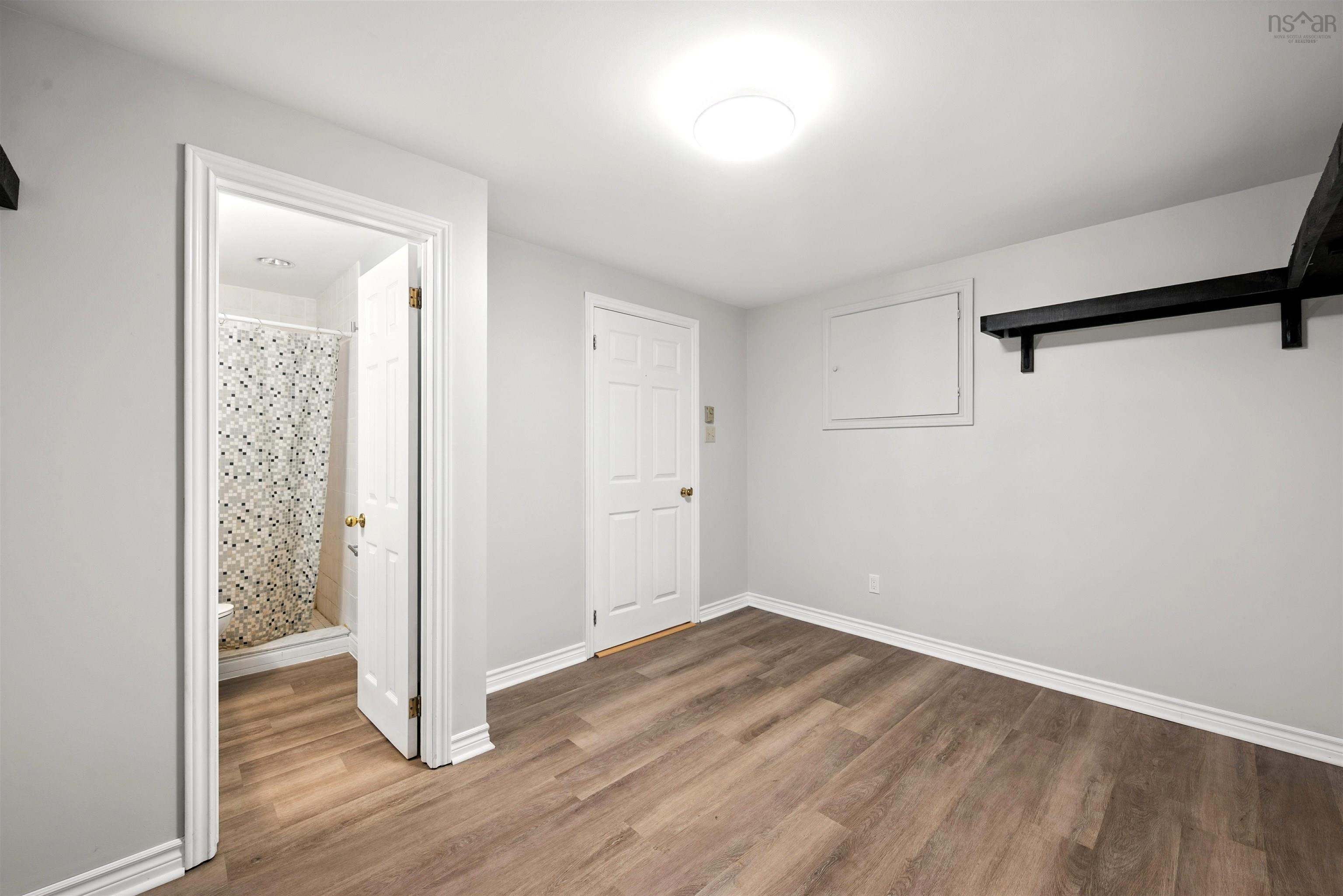 $509,900.00: 21 Lively Court, Bedford