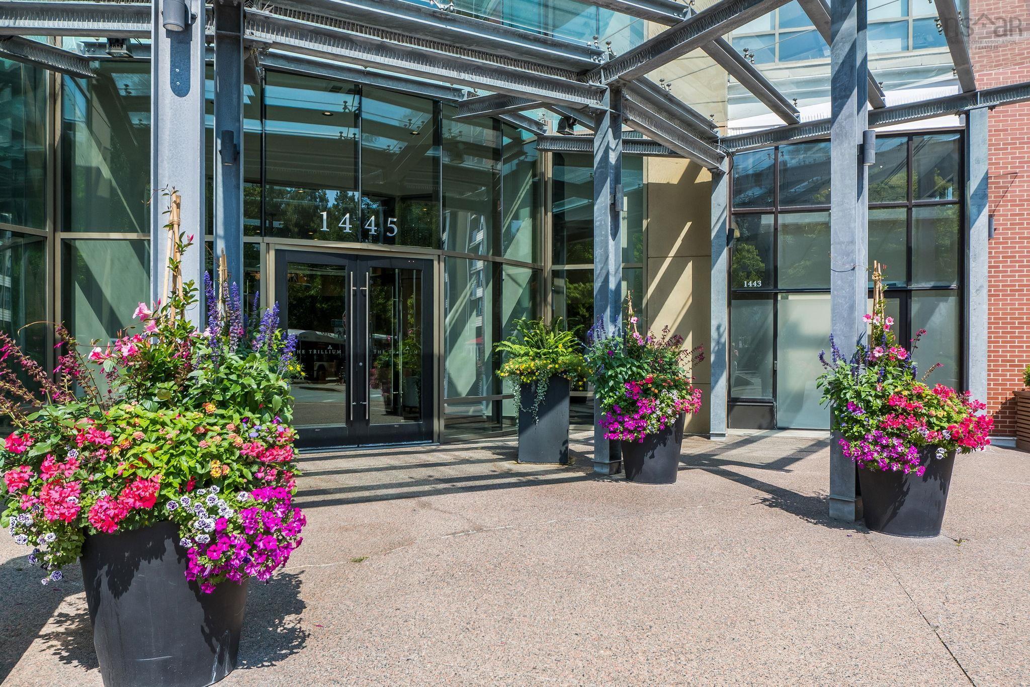 $974,900.00: 303 1445 South Park Street, Halifax