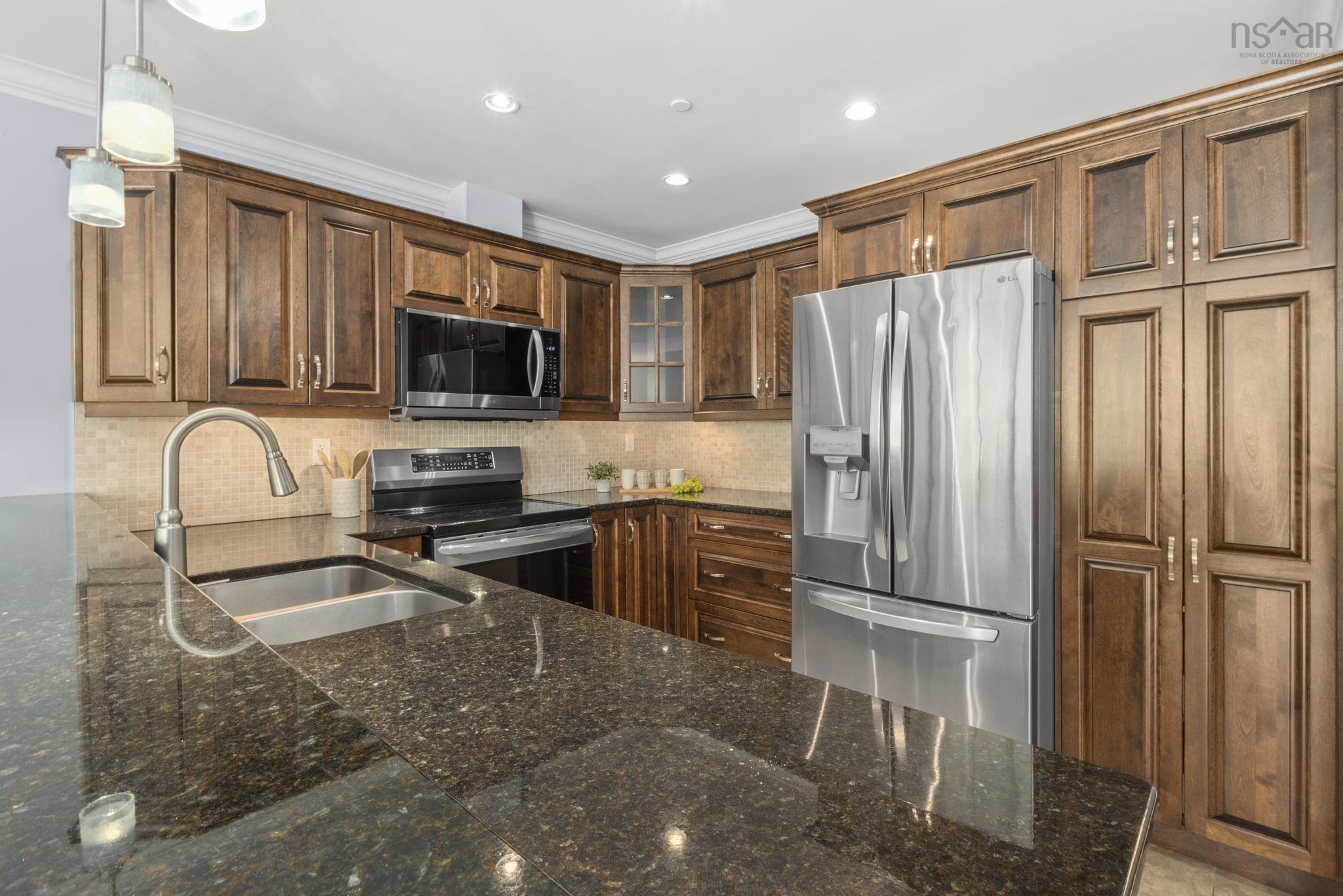 $974,900.00: 303 1445 South Park Street, Halifax