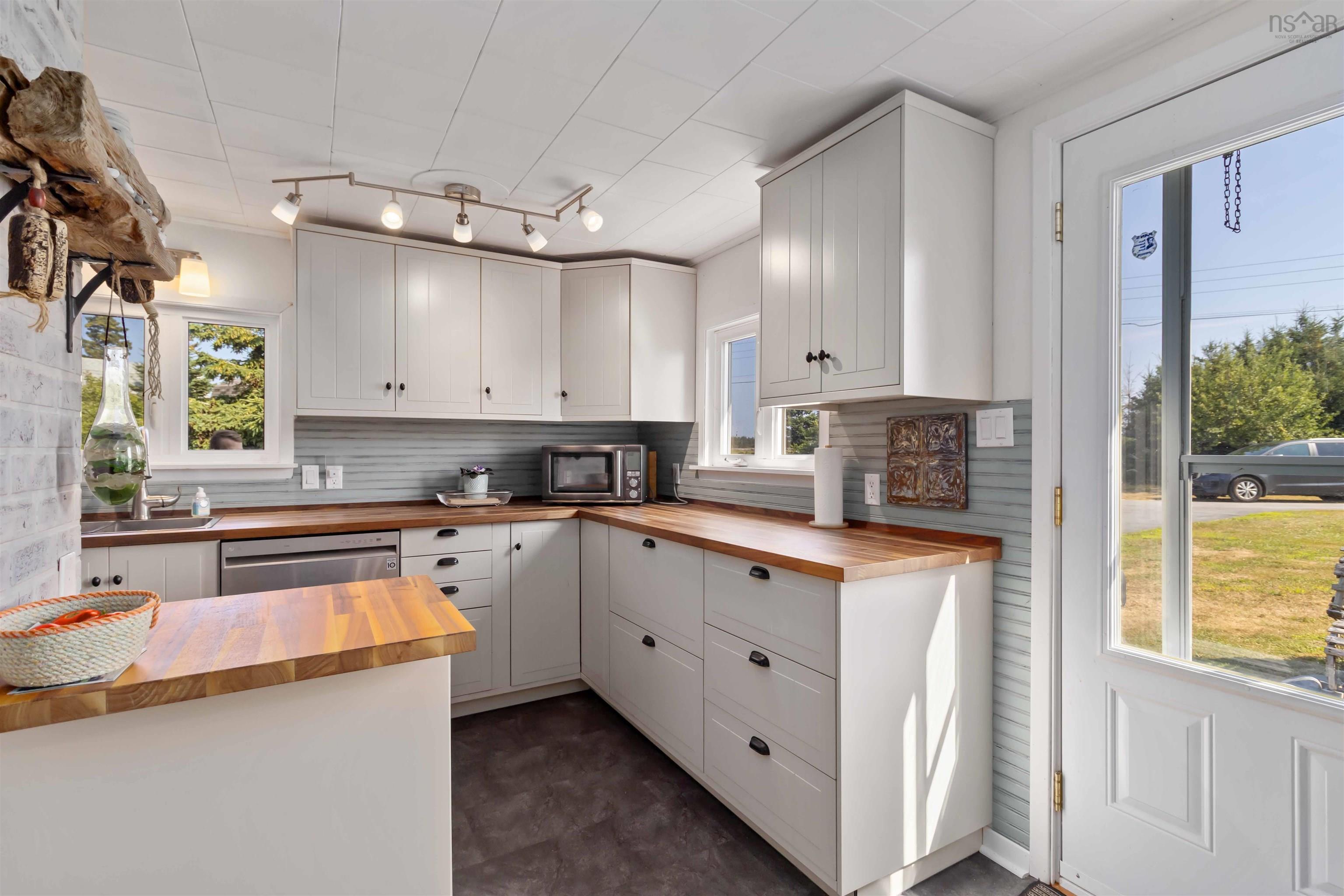 $424,999.00: 46 Haughns Road, Beach Meadows