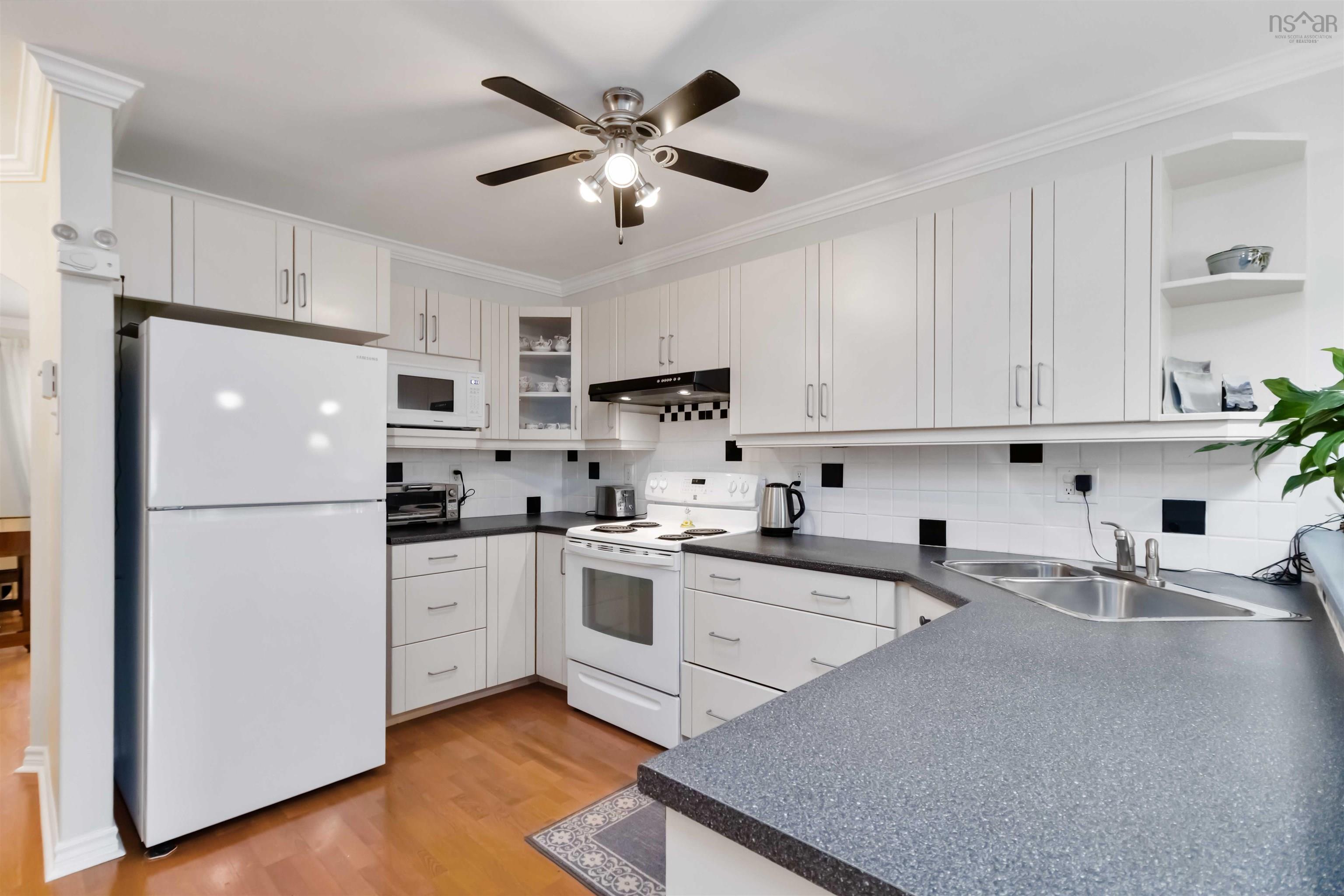 $570,000.00: 295 Summer Field Way, Dartmouth