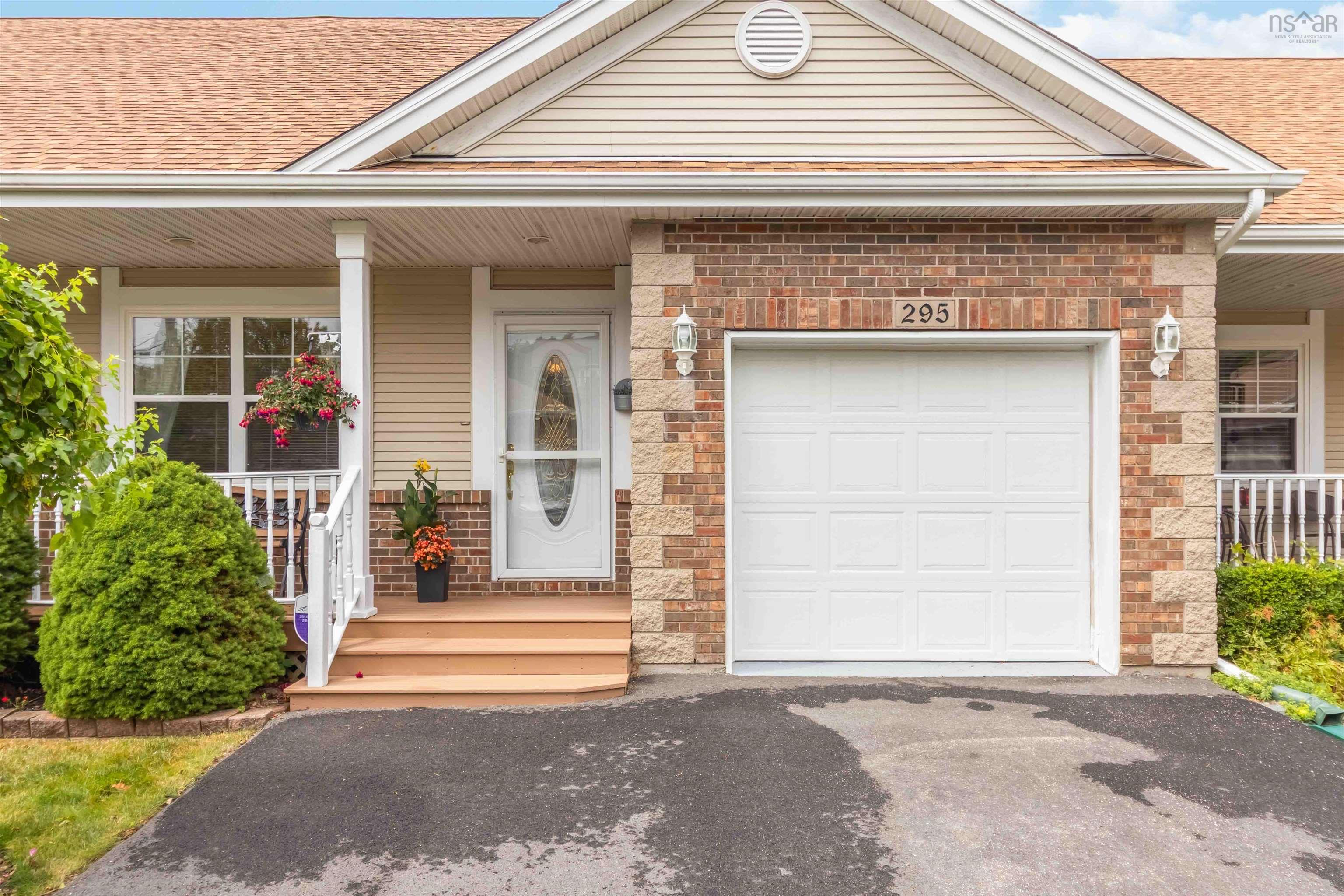 $570,000.00: 295 Summer Field Way, Dartmouth