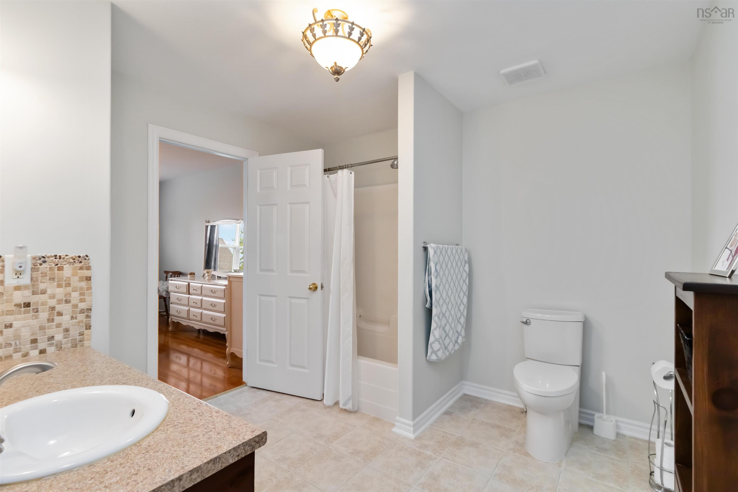 $570,000.00: 295 Summer Field Way, Dartmouth