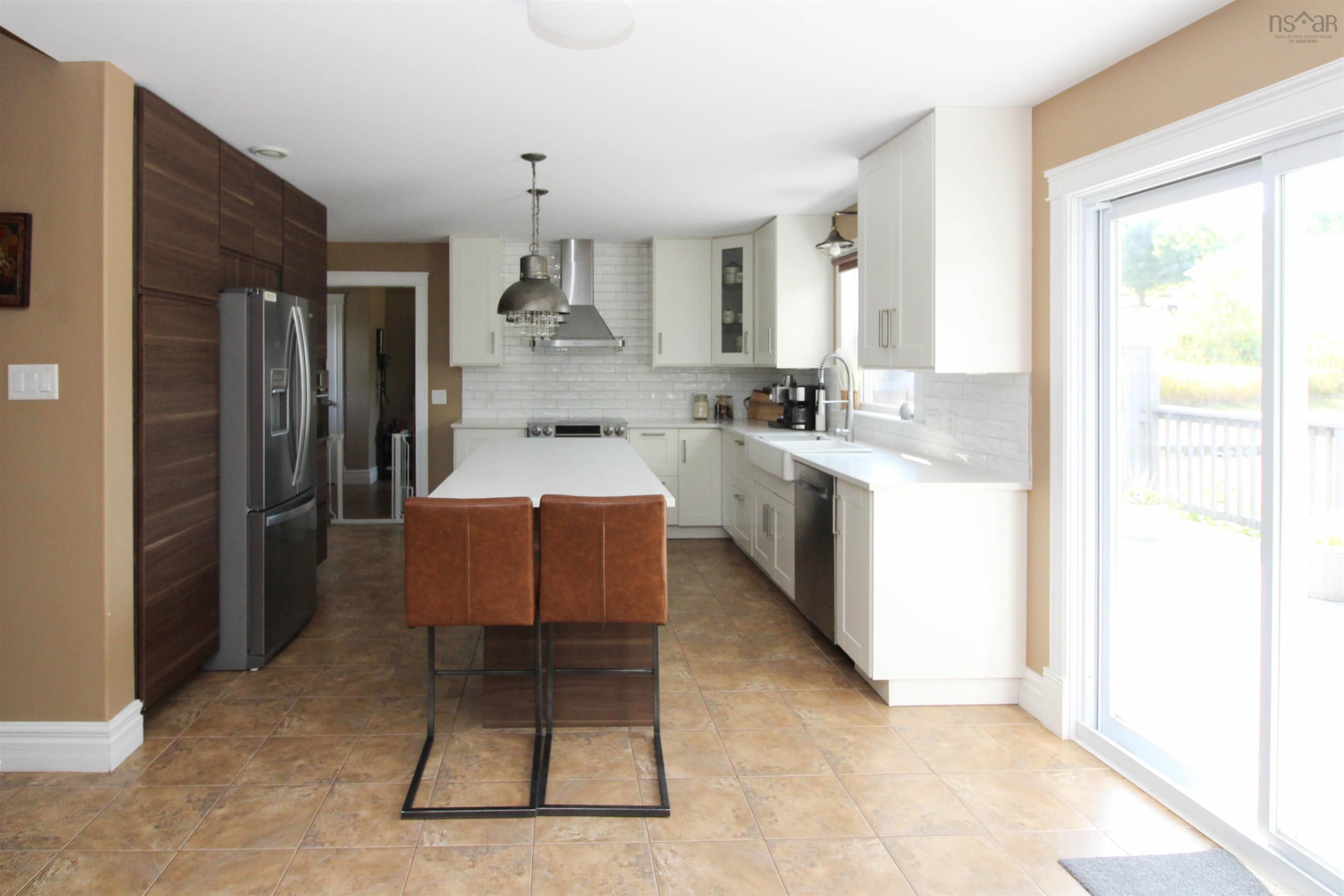 $660,000.00: 60 Glenabbey Drive, Murray Siding