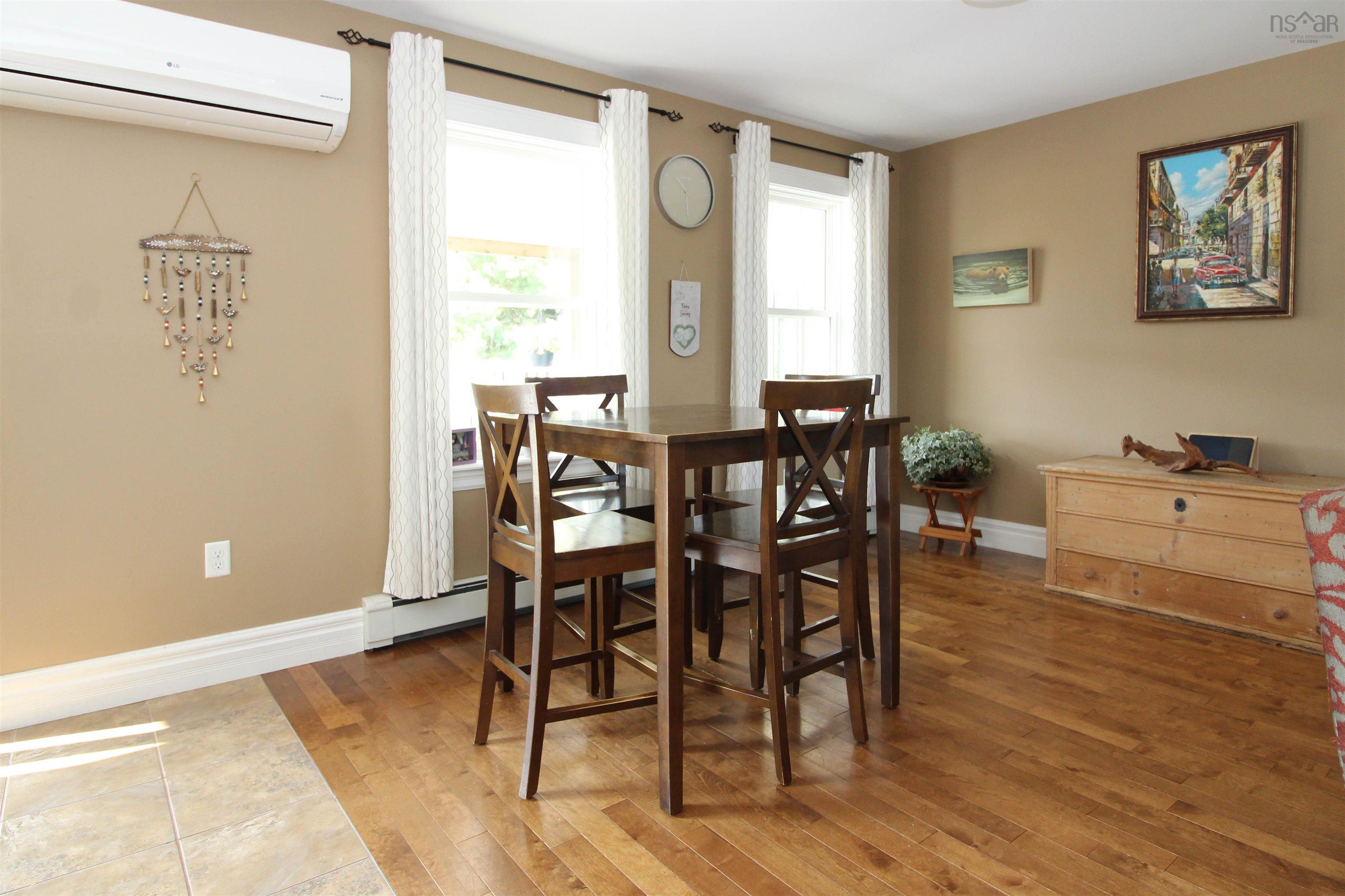 $660,000.00: 60 Glenabbey Drive, Murray Siding