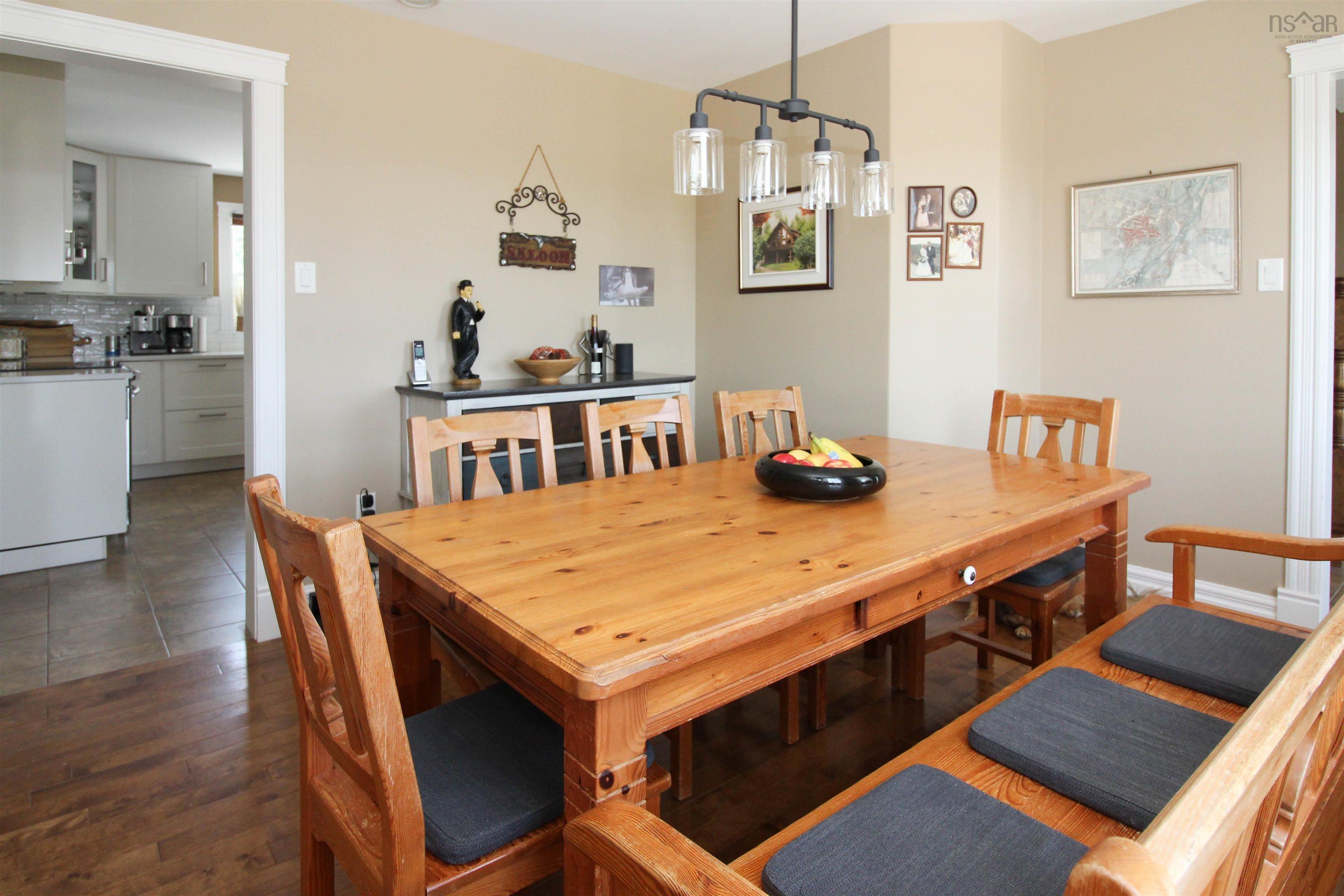 $660,000.00: 60 Glenabbey Drive, Murray Siding