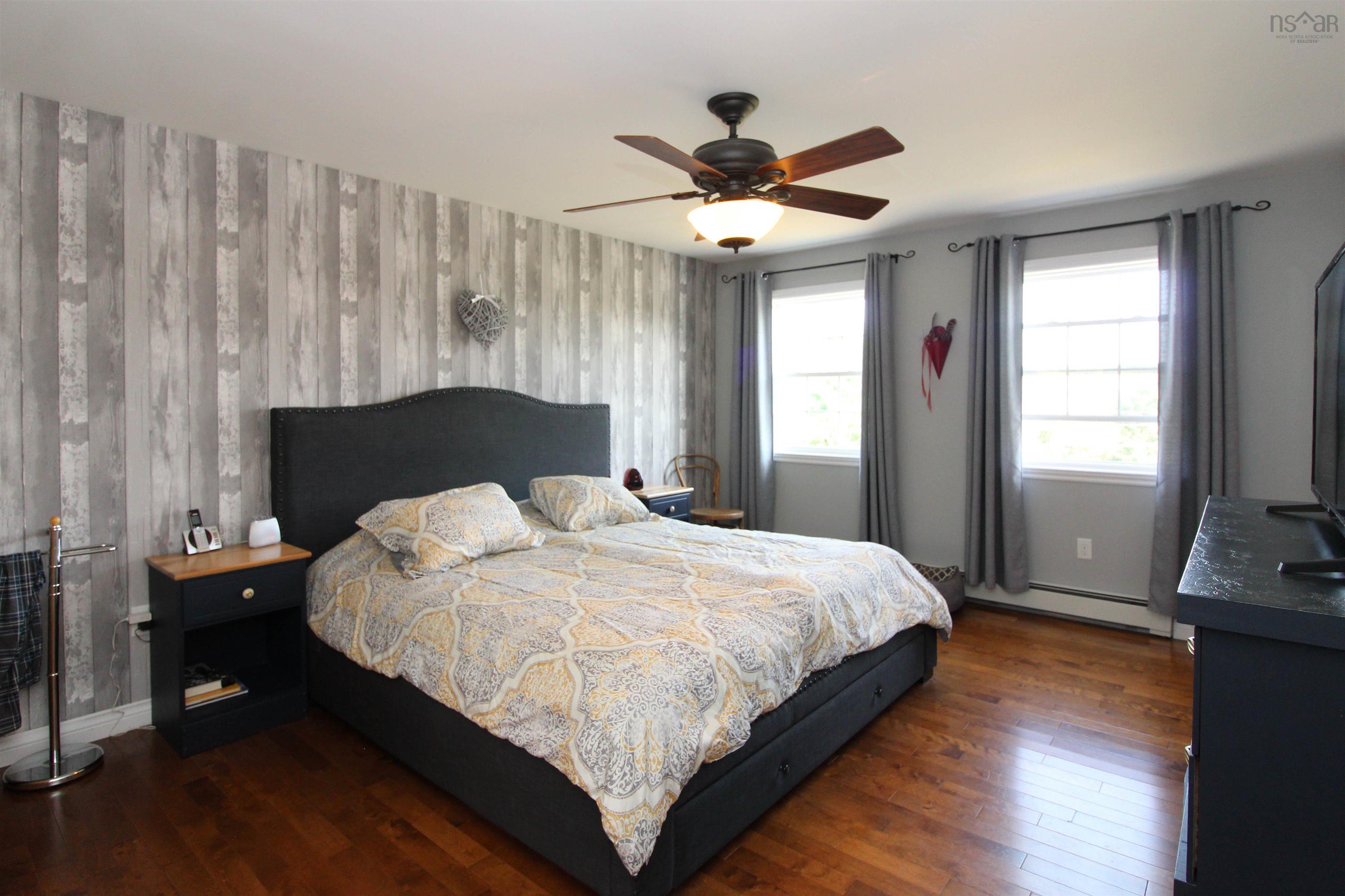 $660,000.00: 60 Glenabbey Drive, Murray Siding