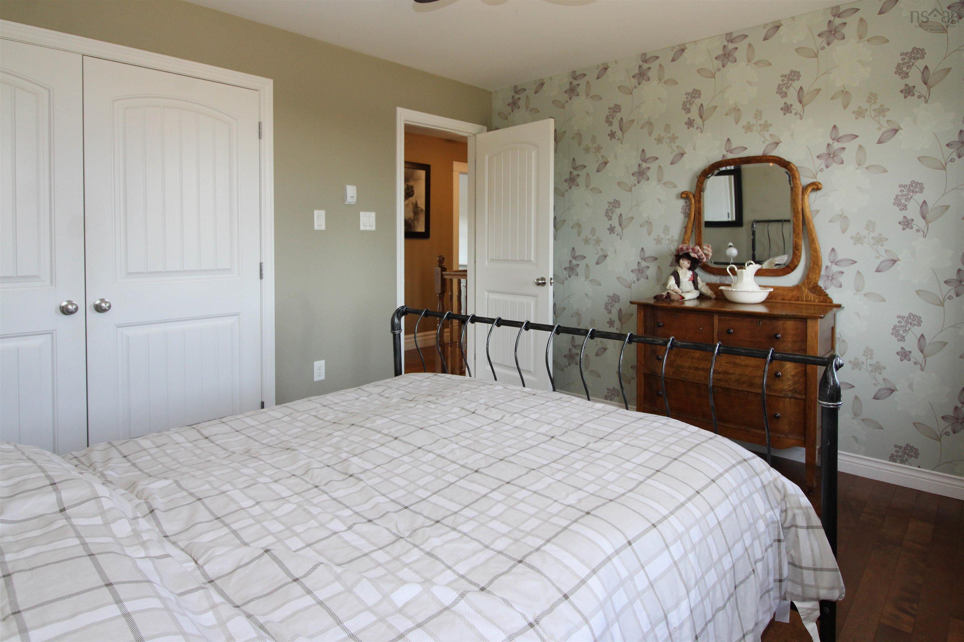 $660,000.00: 60 Glenabbey Drive, Murray Siding