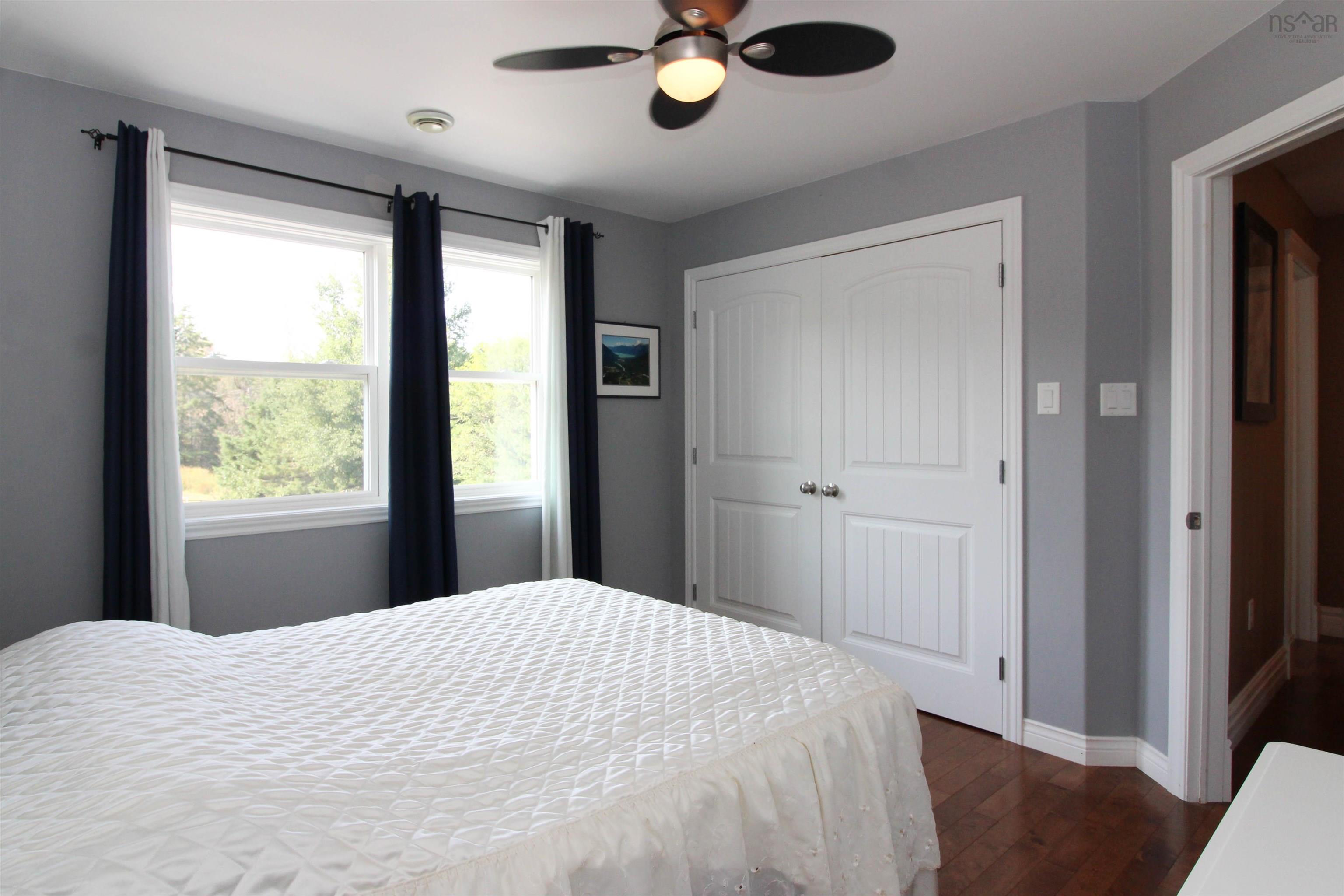 $660,000.00: 60 Glenabbey Drive, Murray Siding