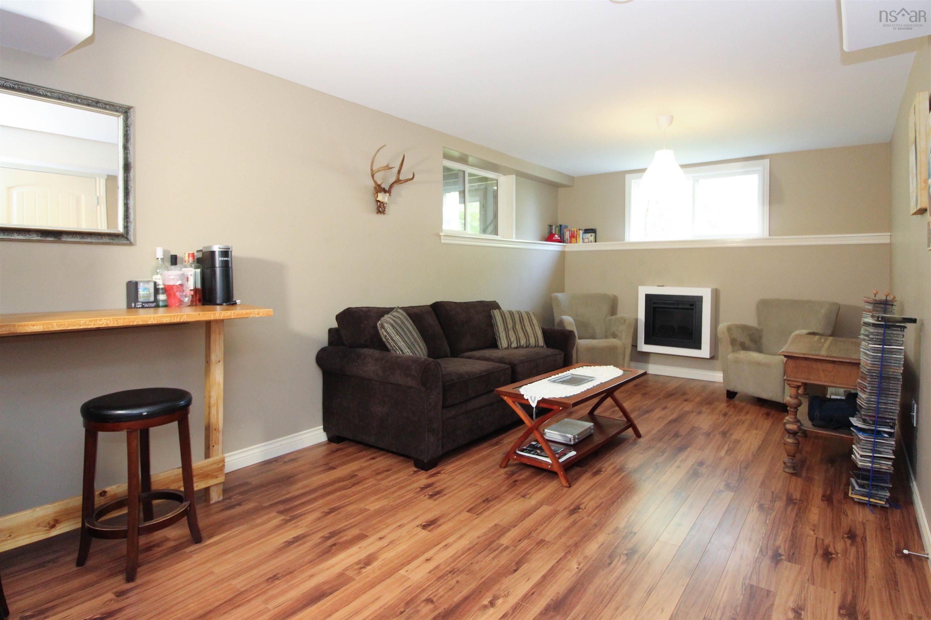 $660,000.00: 60 Glenabbey Drive, Murray Siding