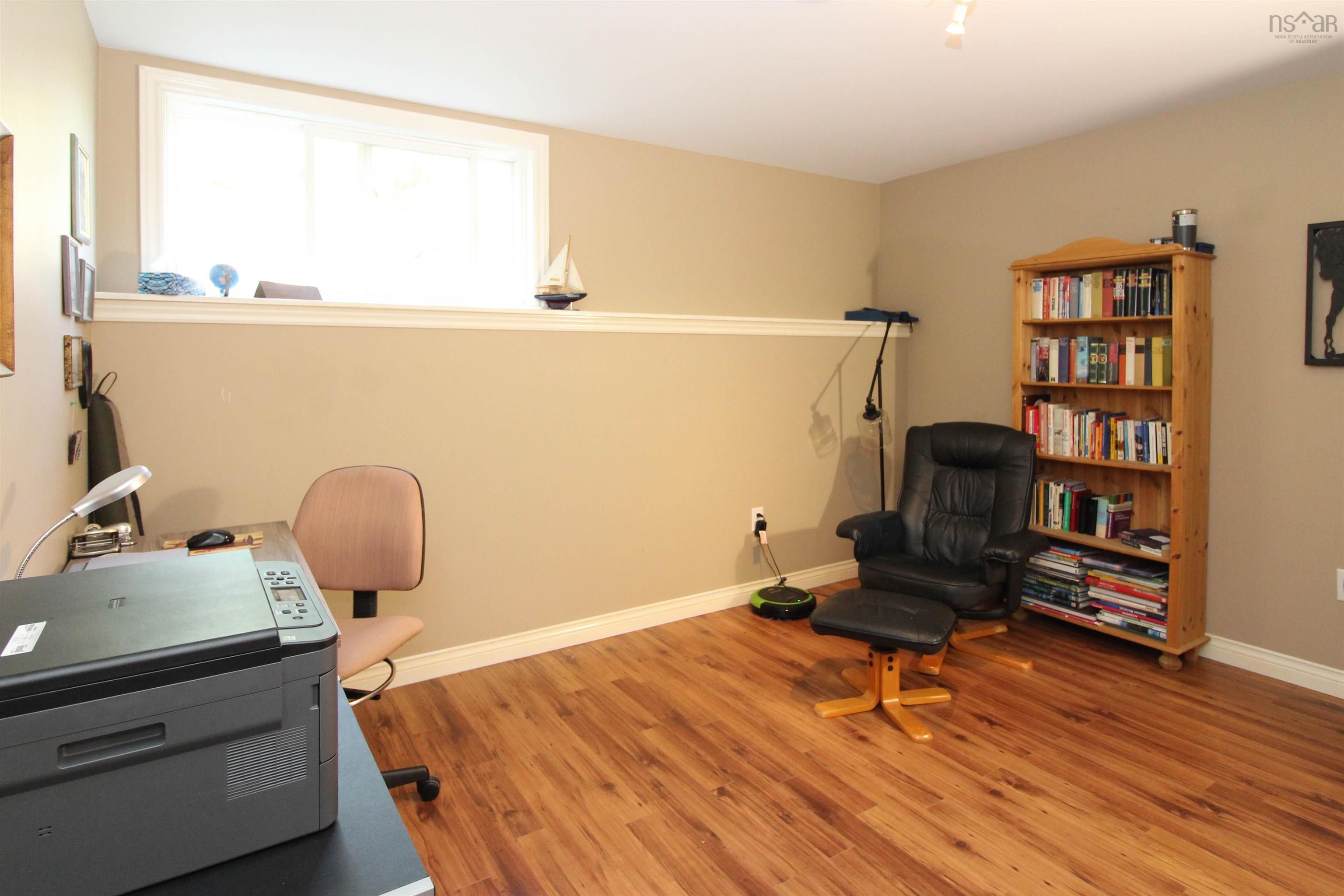 $660,000.00: 60 Glenabbey Drive, Murray Siding