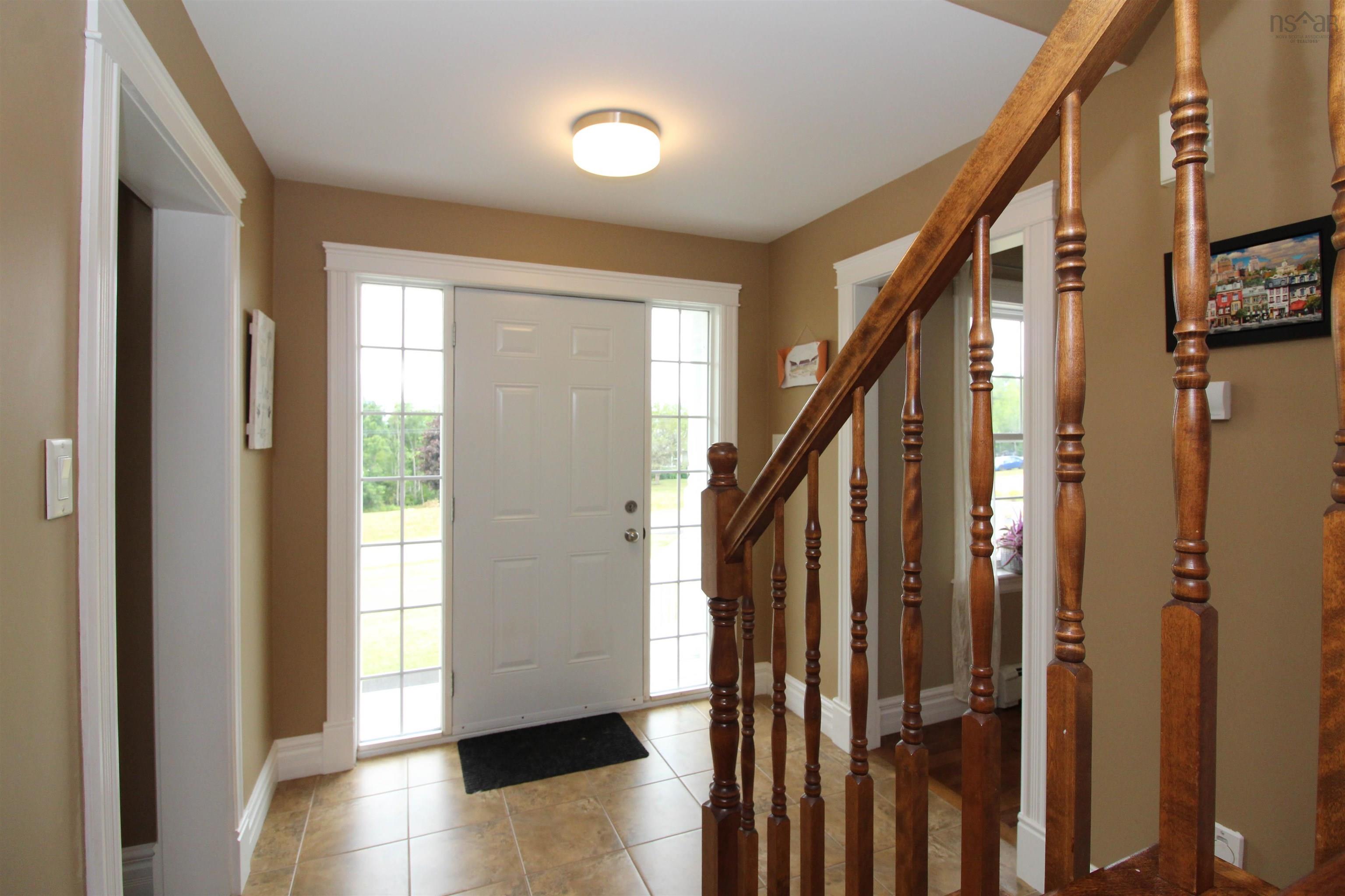 $660,000.00: 60 Glenabbey Drive, Murray Siding