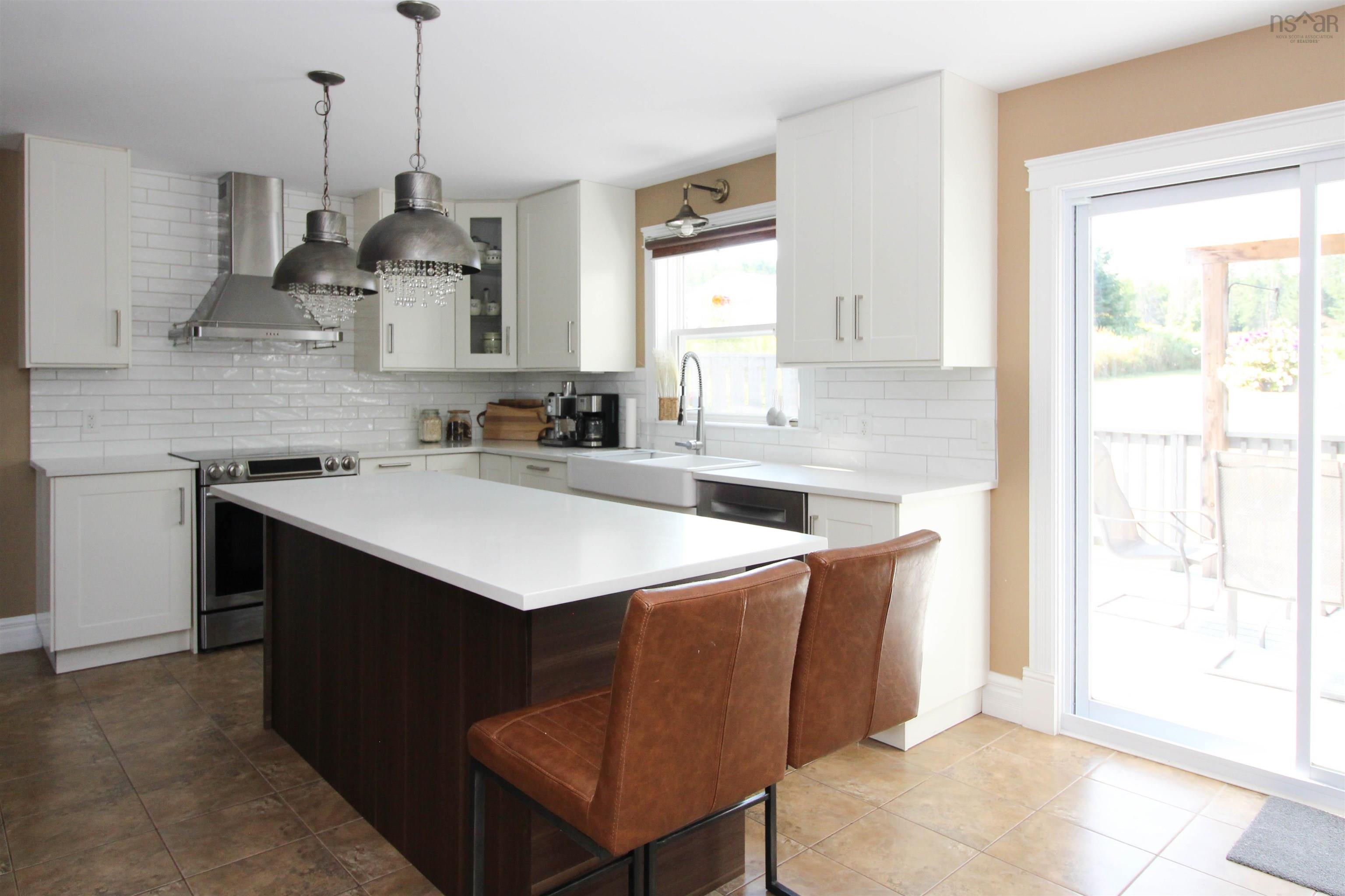 $660,000.00: 60 Glenabbey Drive, Murray Siding