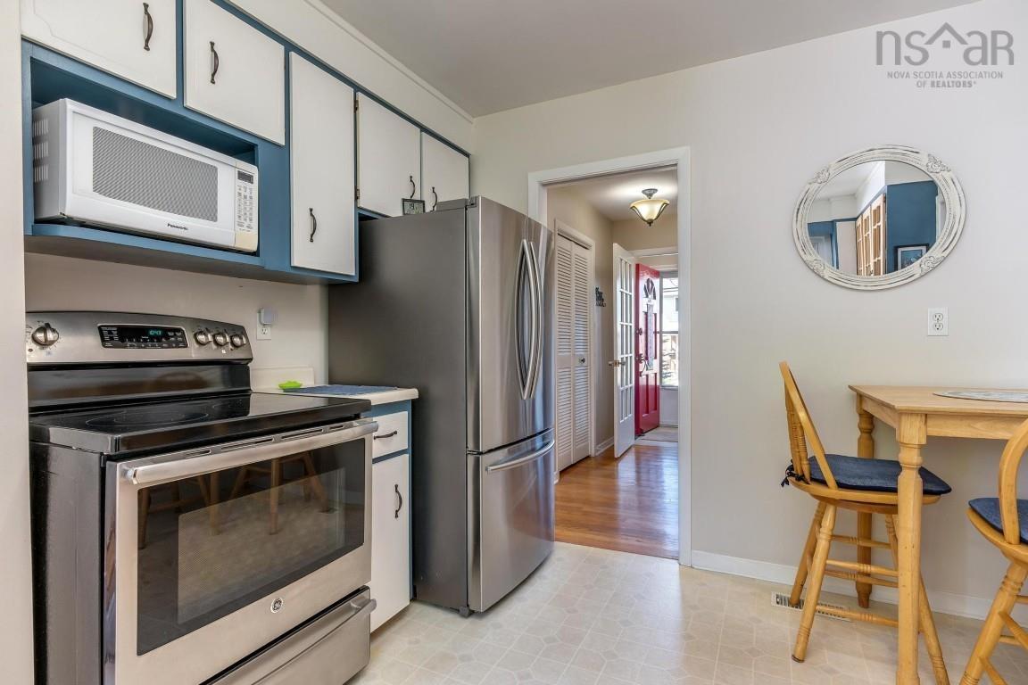 $519,900.00: 37 Robert Drive, Dartmouth