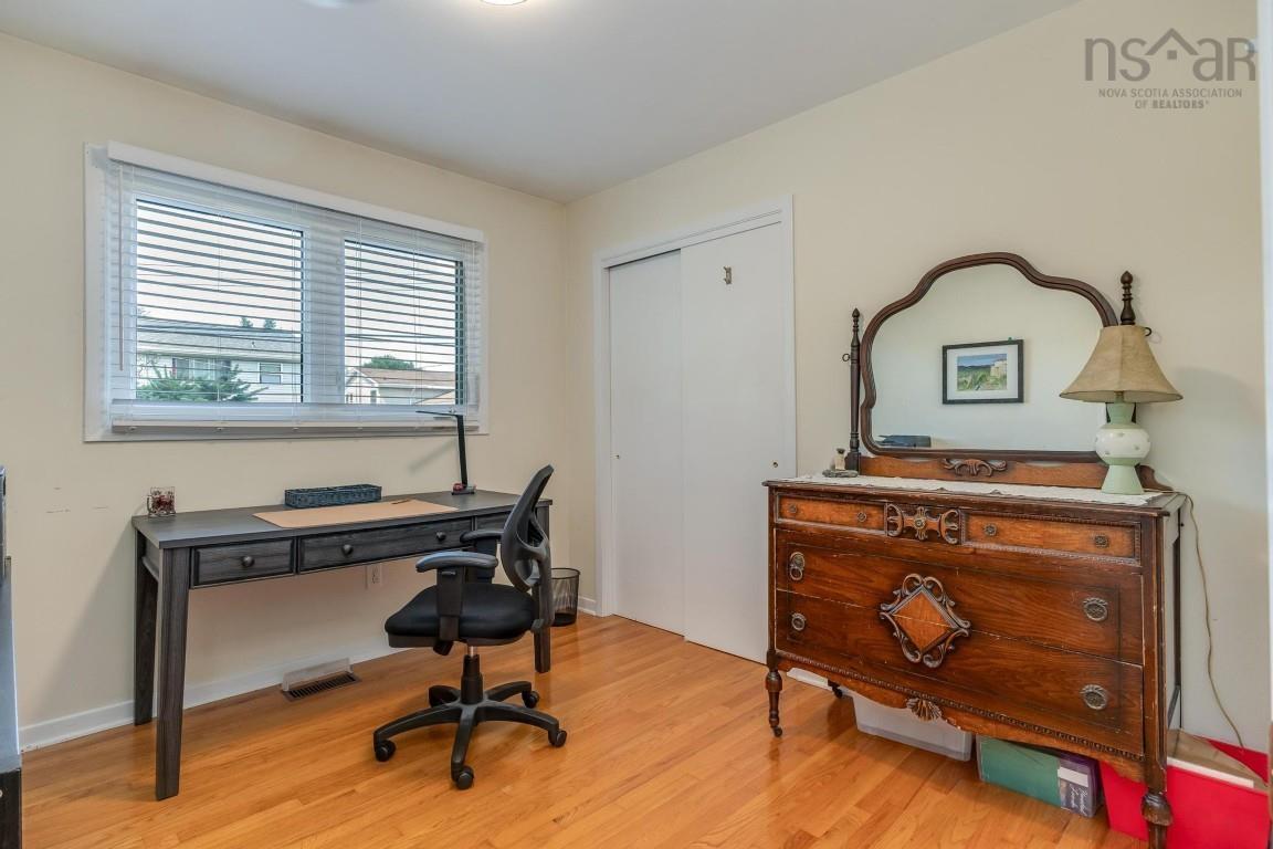 $519,900.00: 37 Robert Drive, Dartmouth