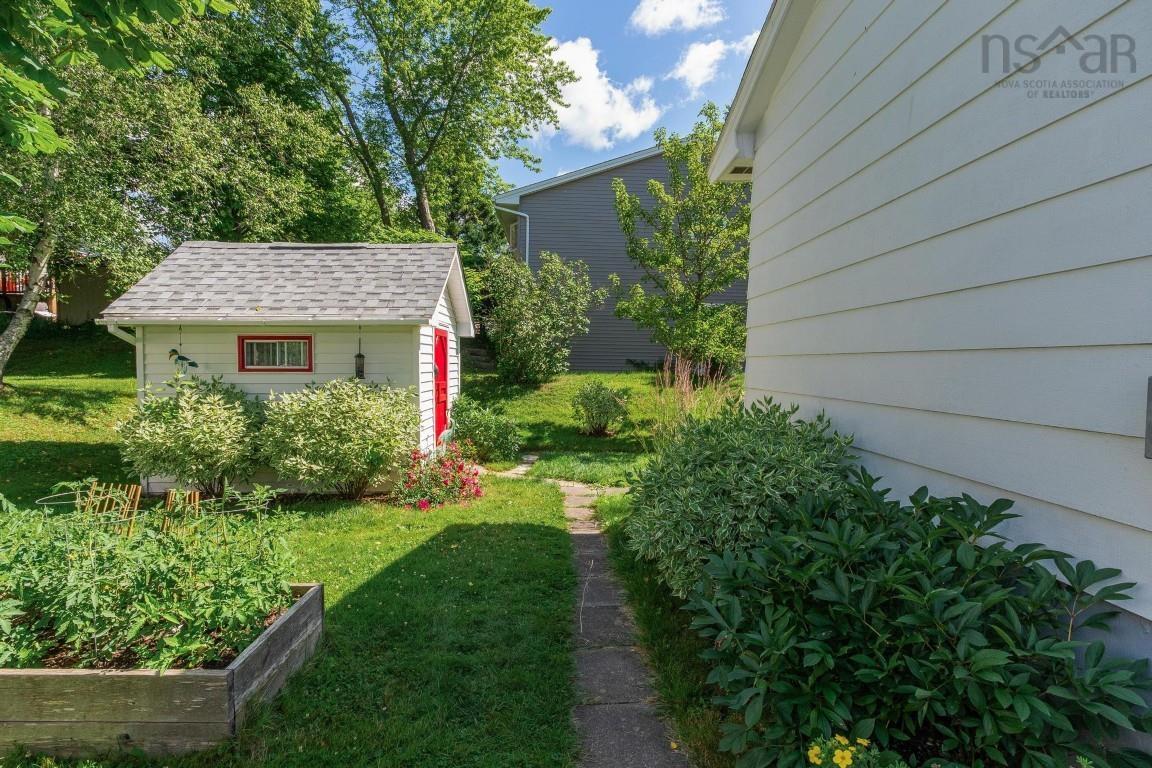 $519,900.00: 37 Robert Drive, Dartmouth