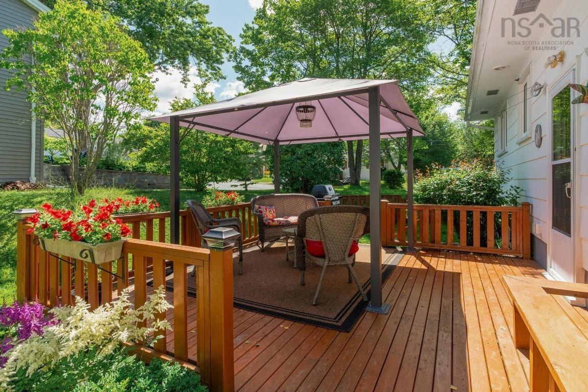 $519,900.00: 37 Robert Drive, Dartmouth