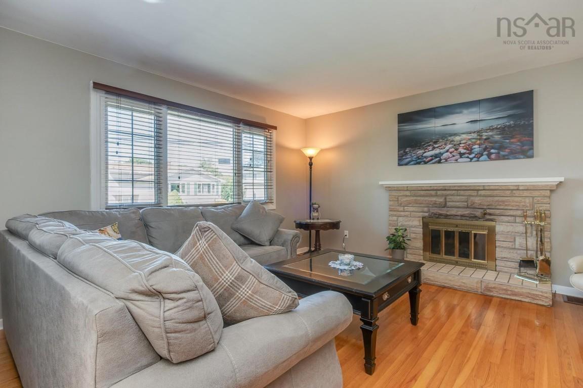 $519,900.00: 37 Robert Drive, Dartmouth