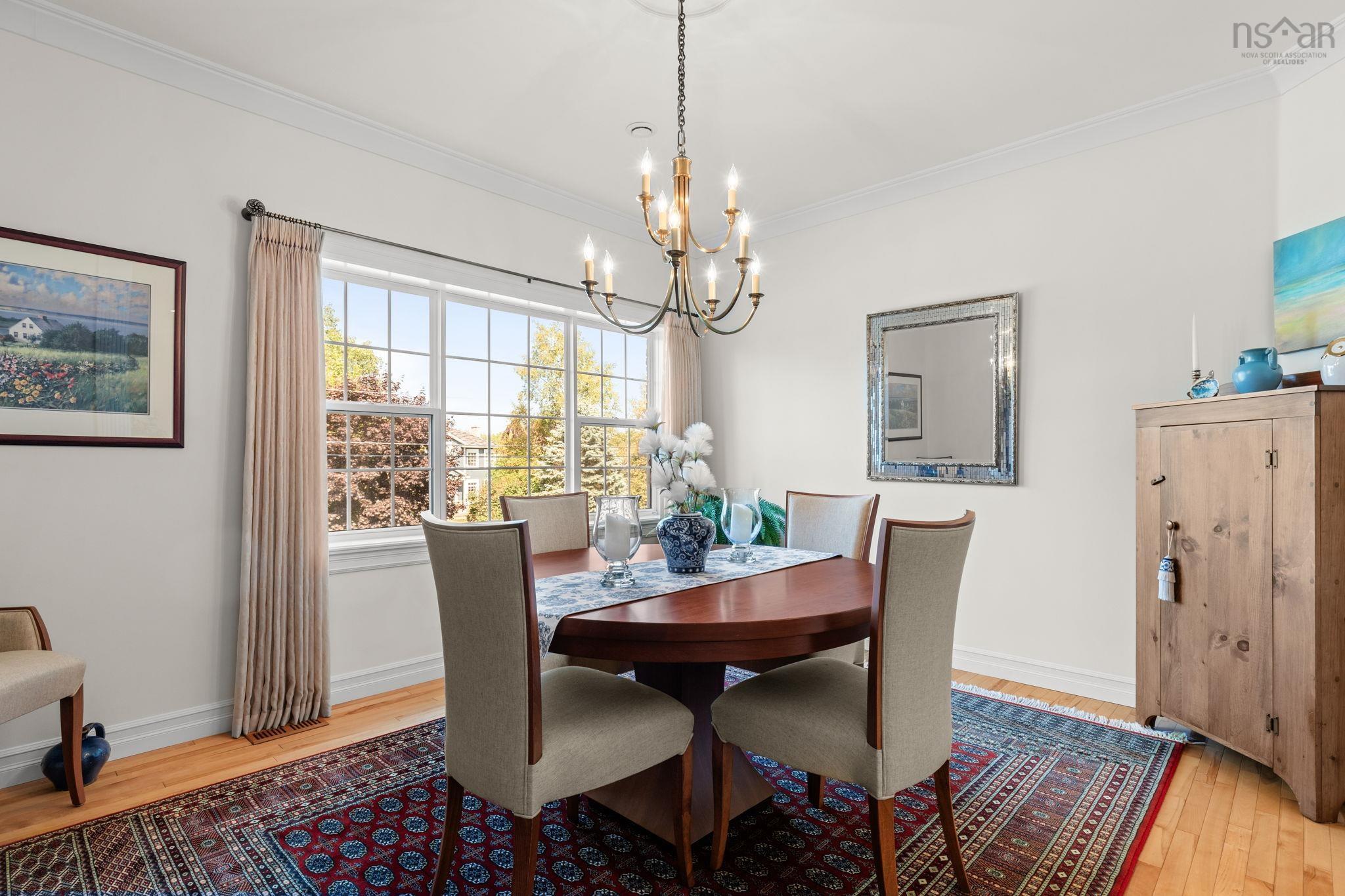 $929,000.00: 124 Lakeshore Park Terrace, Dartmouth