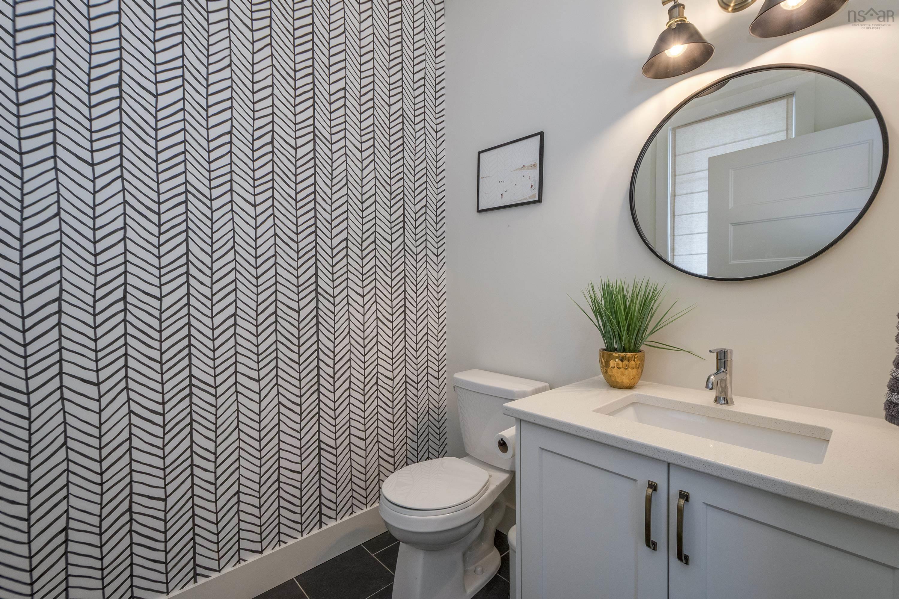 $959,900.00: 77 Bristolton Avenue, Bedford