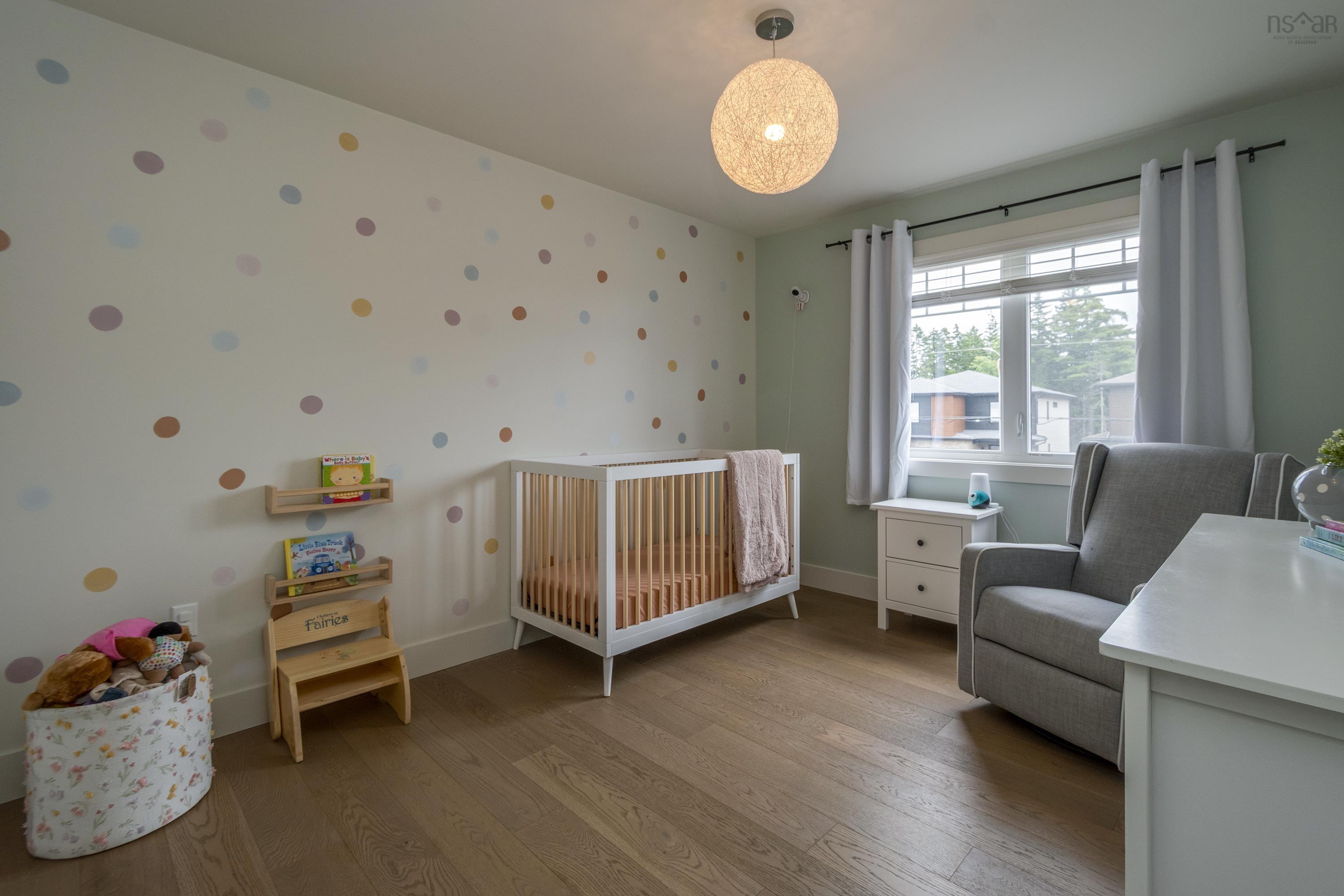 $959,900.00: 77 Bristolton Avenue, Bedford