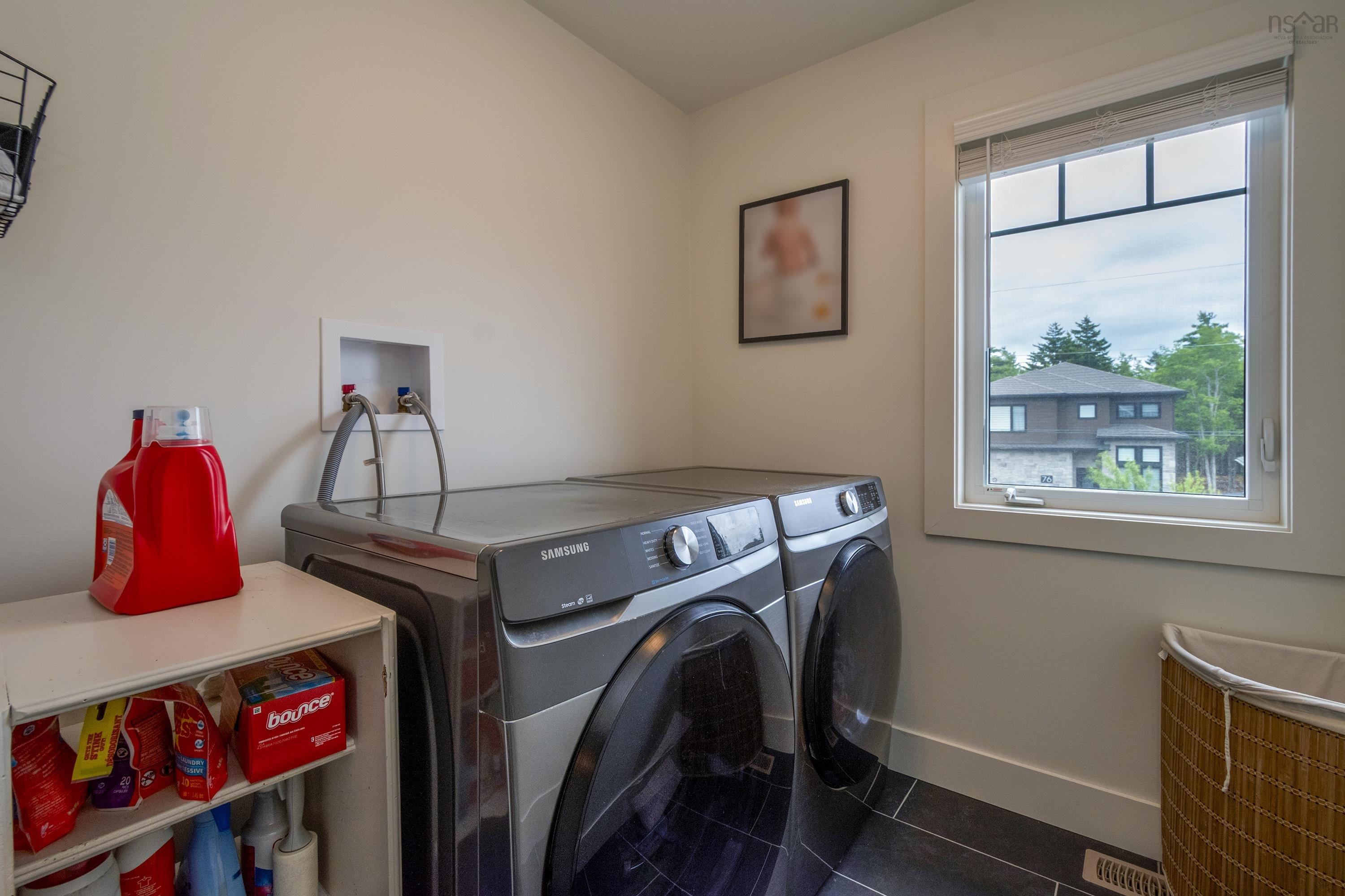 $959,900.00: 77 Bristolton Avenue, Bedford