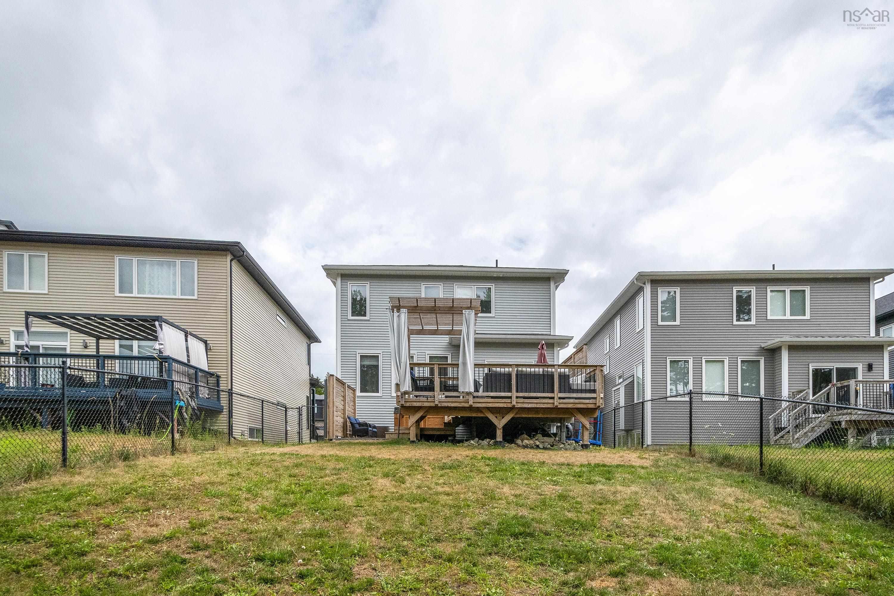 $959,900.00: 77 Bristolton Avenue, Bedford