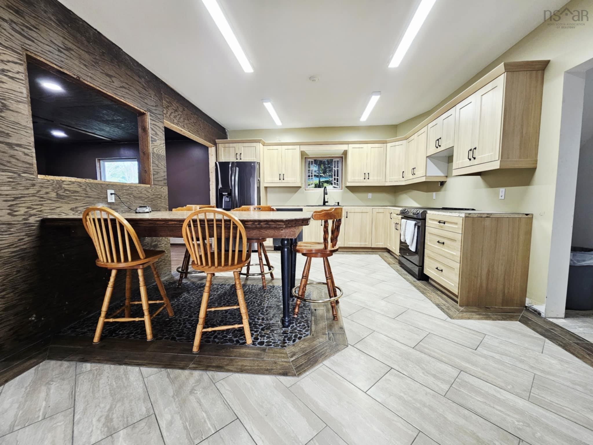 $749,000.00: 435 Prince Street, Truro