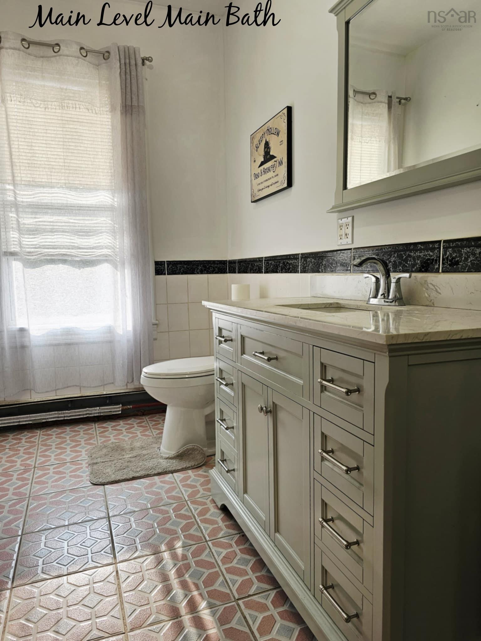 $749,000.00: 435 Prince Street, Truro