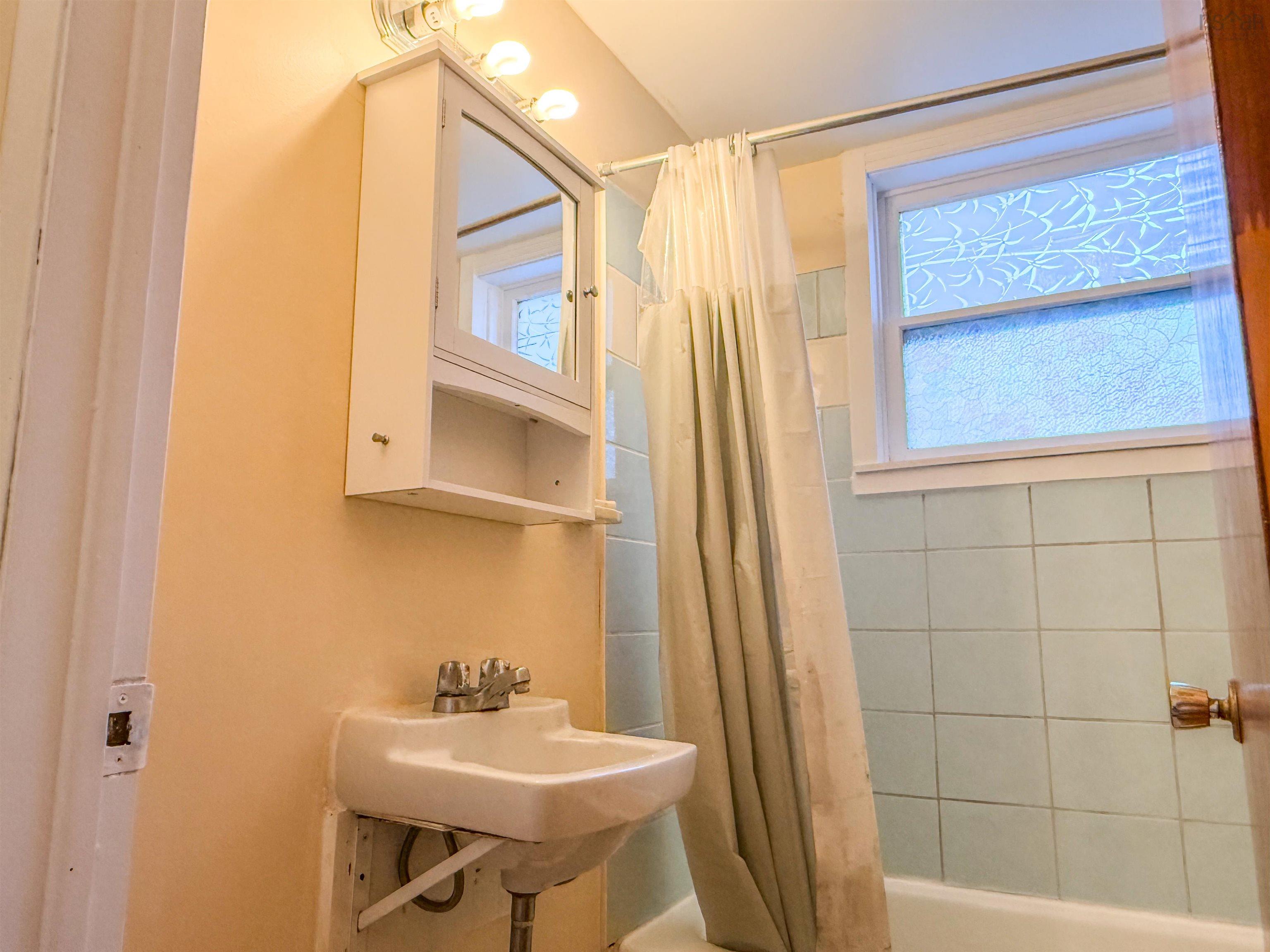 $374,900.00: 22 Logan Street, Truro