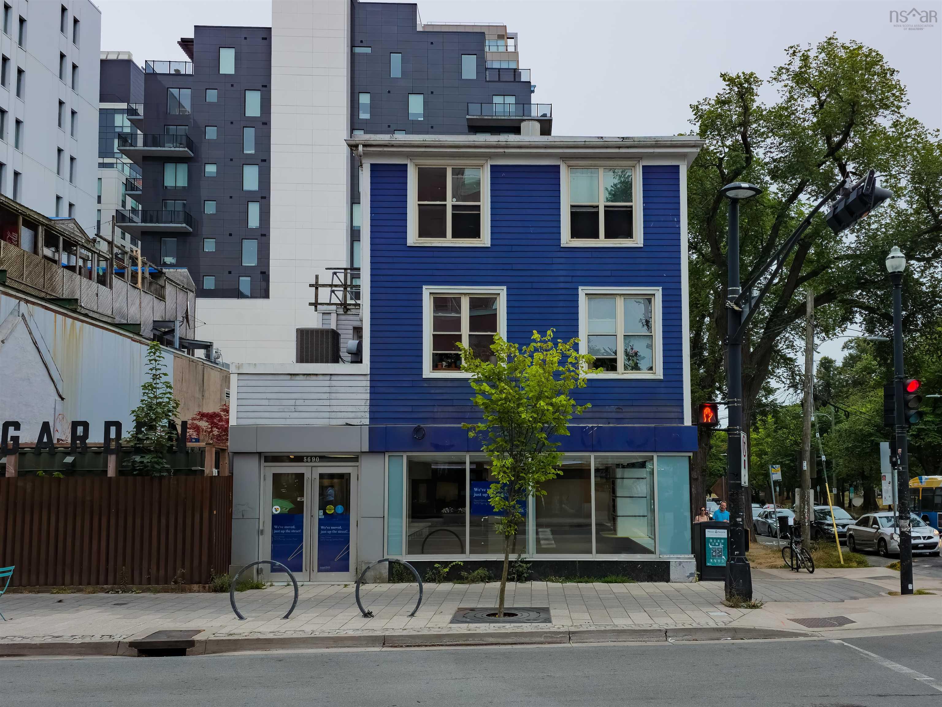 $3,499,900.00: 5690 Spring Garden Road, Halifax