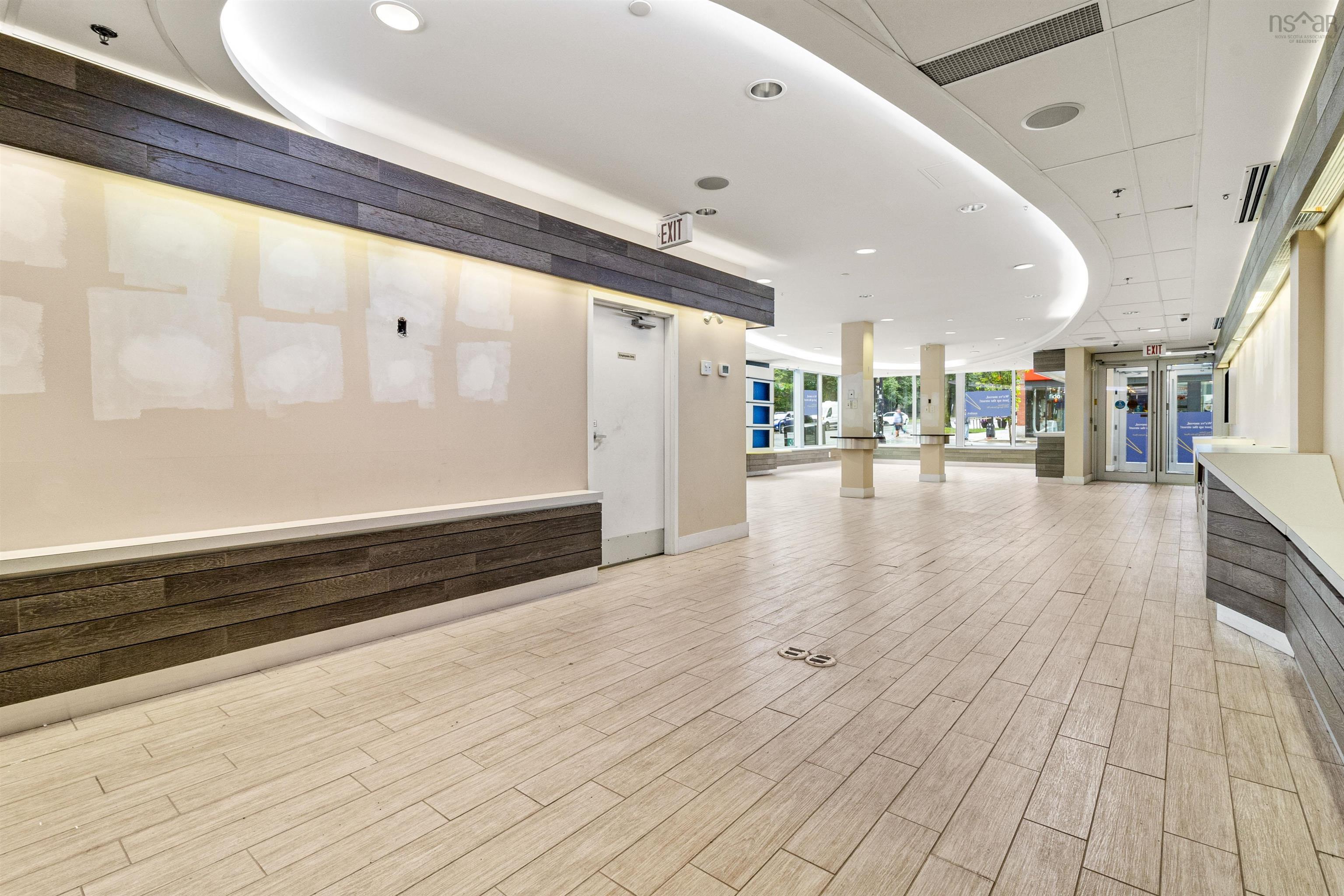 $3,499,900.00: 5690 Spring Garden Road, Halifax