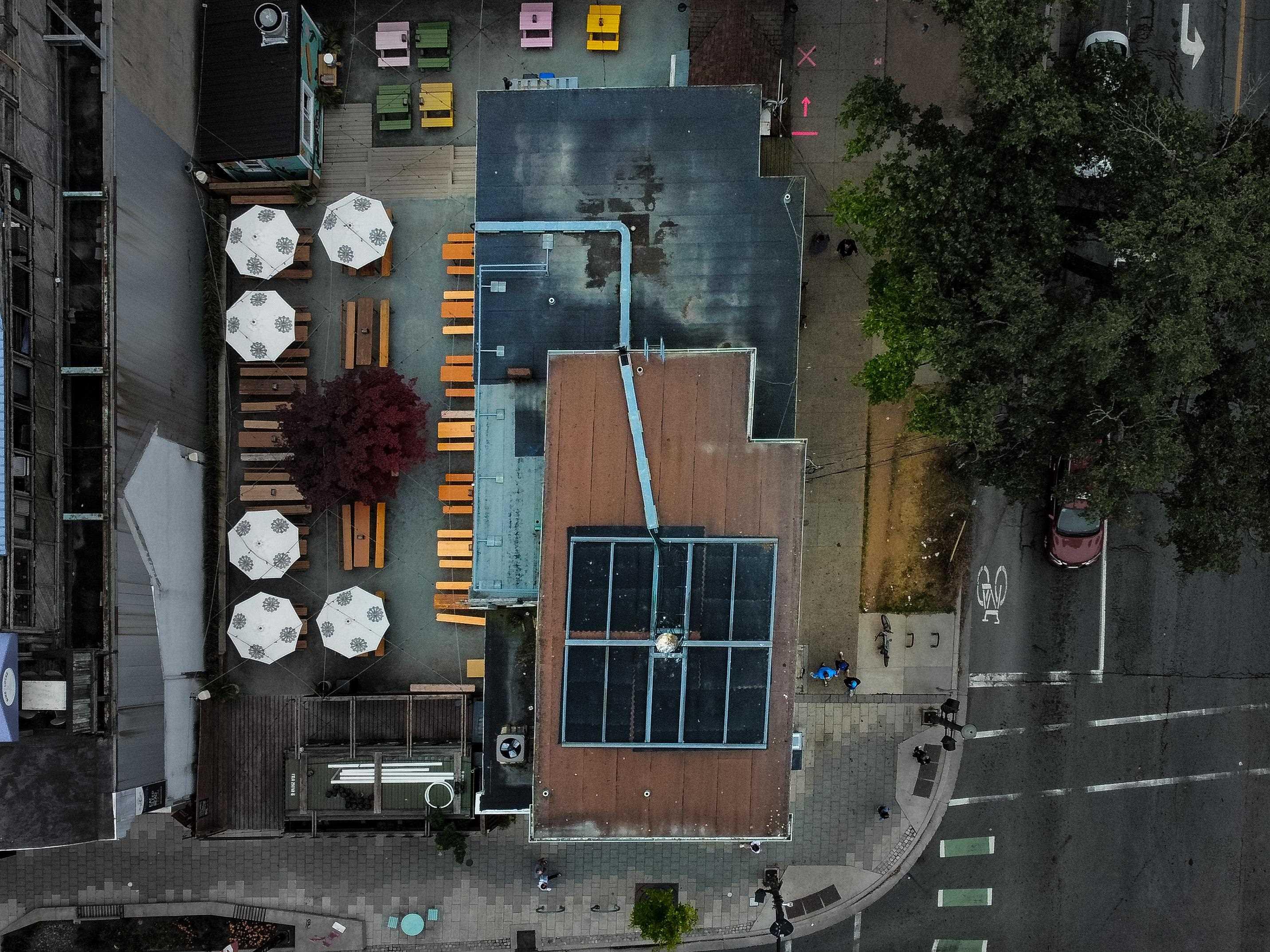 $3,499,900.00: 5690 Spring Garden Road, Halifax