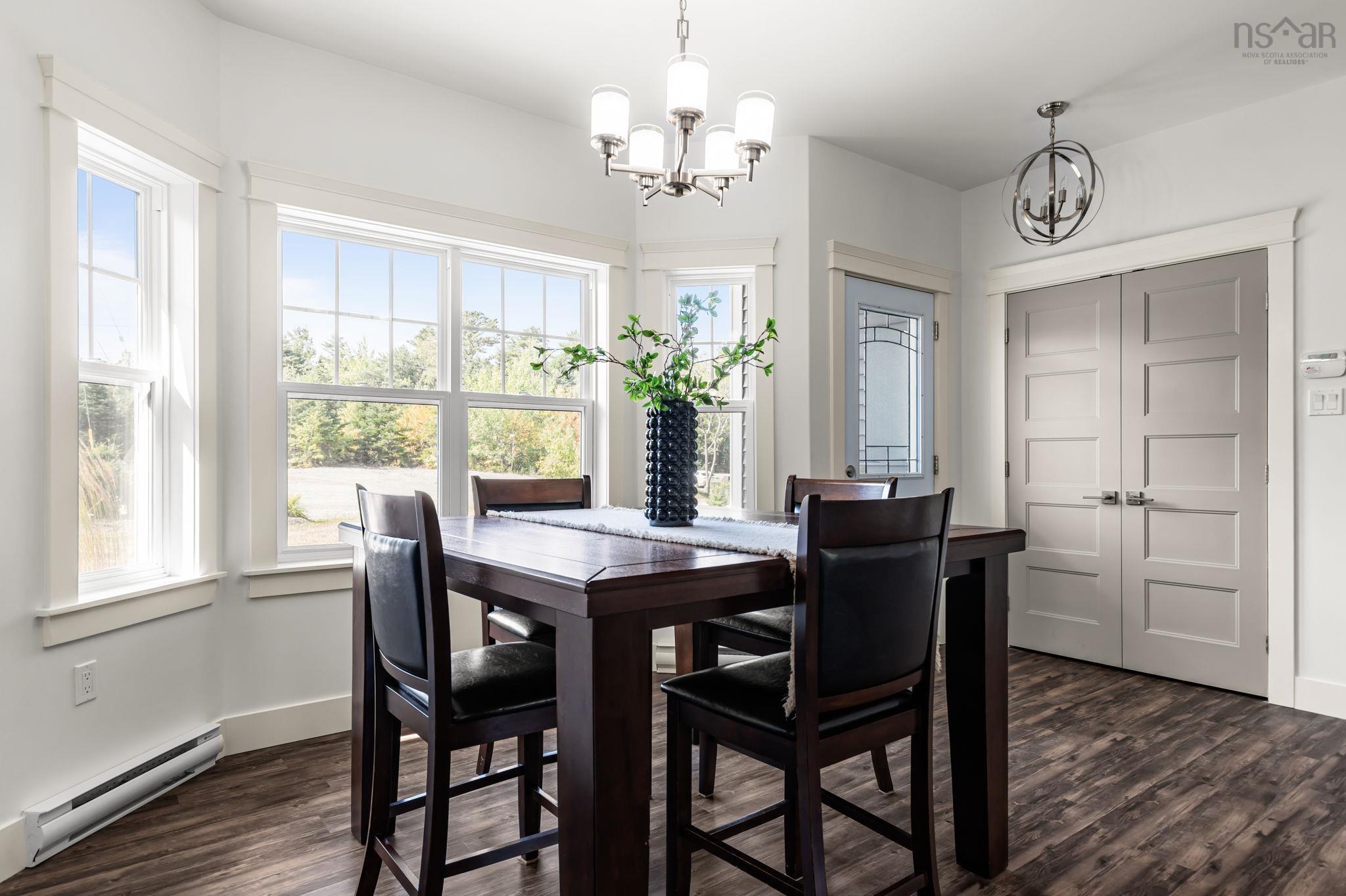 $649,900.00: 21 Prospectors Loop, Montague Gold Mines