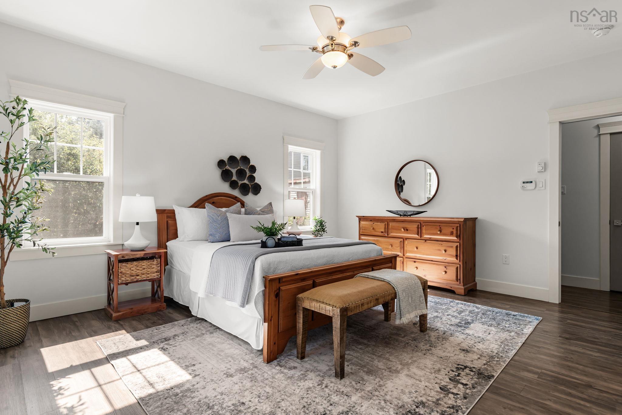 $649,900.00: 21 Prospectors Loop, Montague Gold Mines