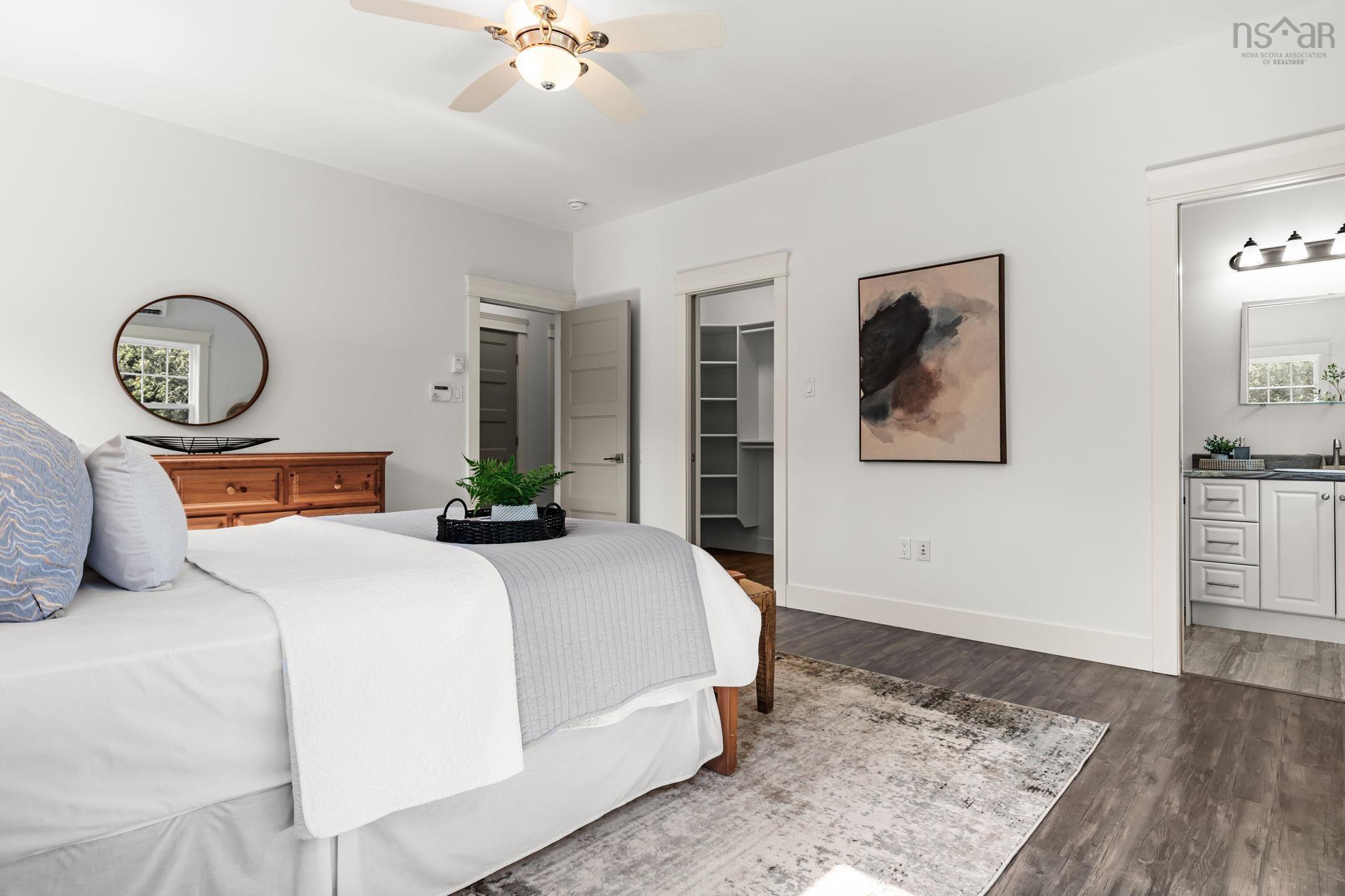 $649,900.00: 21 Prospectors Loop, Montague Gold Mines