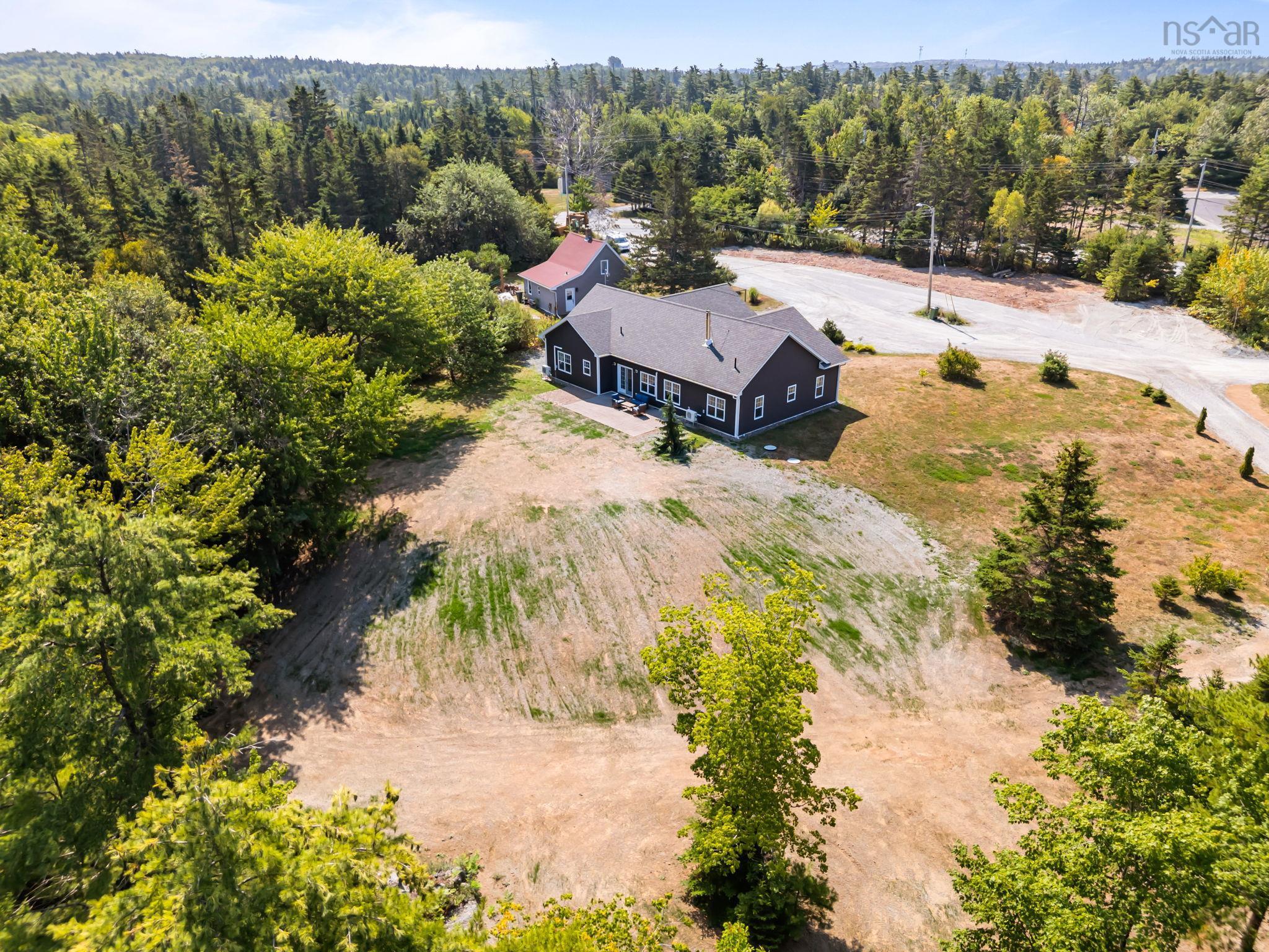 $649,900.00: 21 Prospectors Loop, Montague Gold Mines