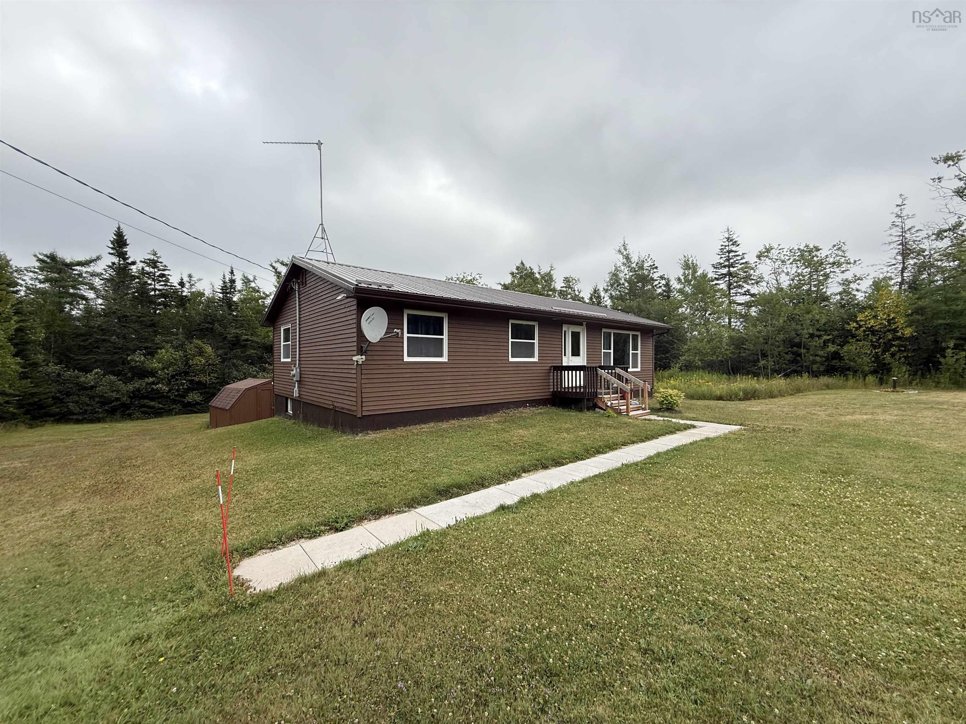 $299,900.00: 6536 Highway 224, Pleasant Valley