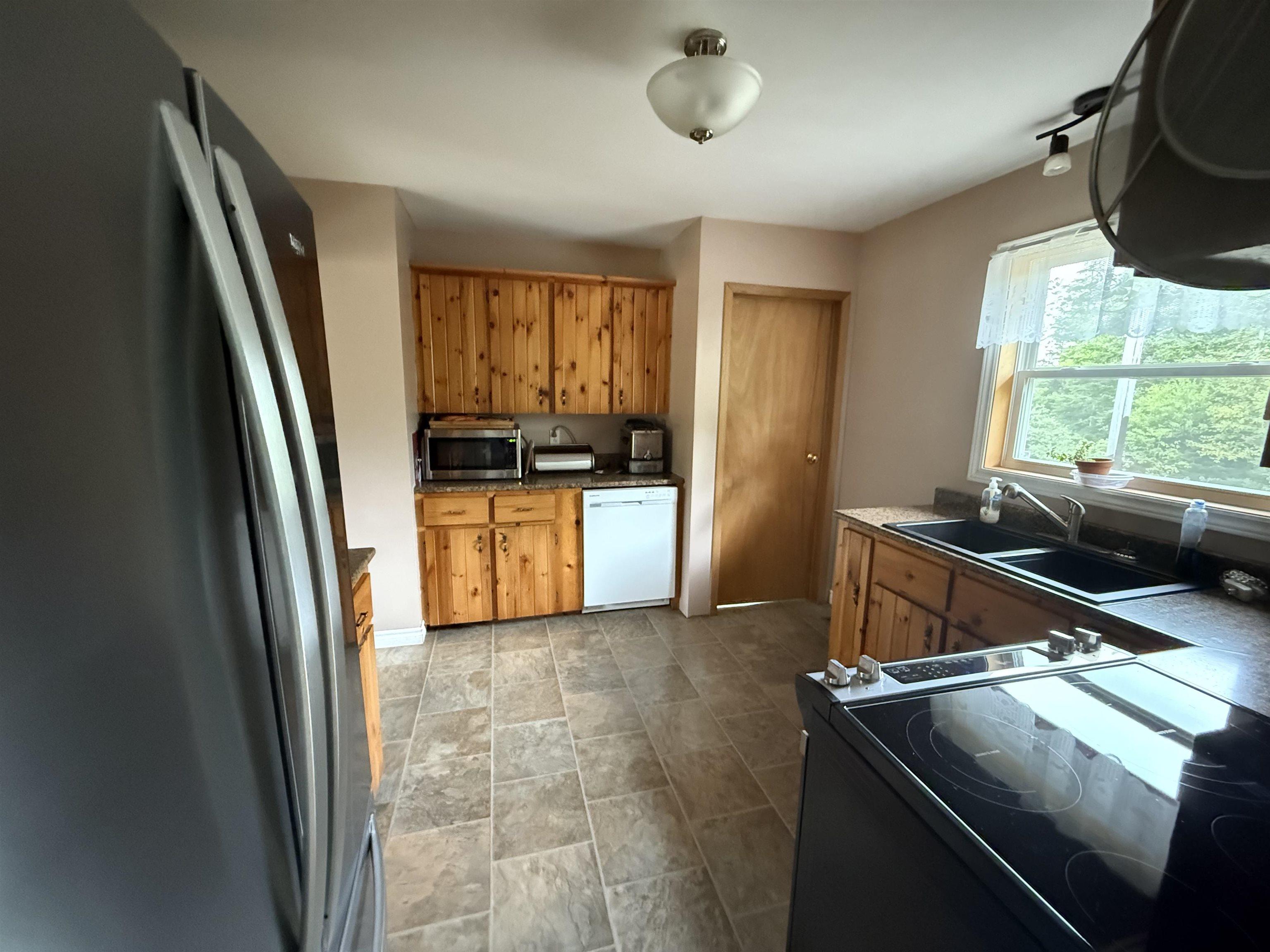 $299,900.00: 6536 Highway 224, Pleasant Valley