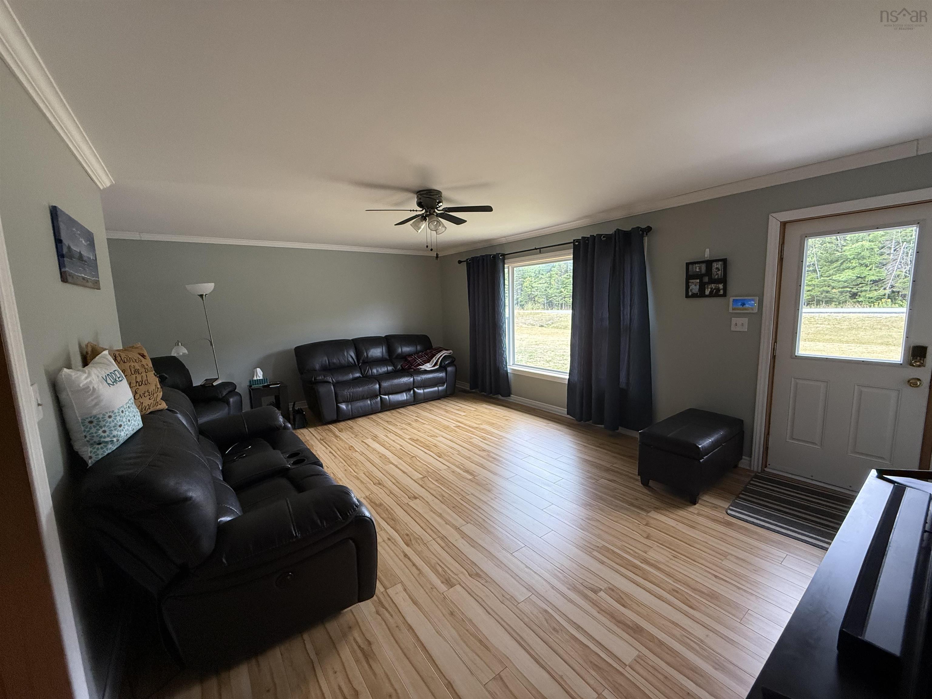 $299,900.00: 6536 Highway 224, Pleasant Valley