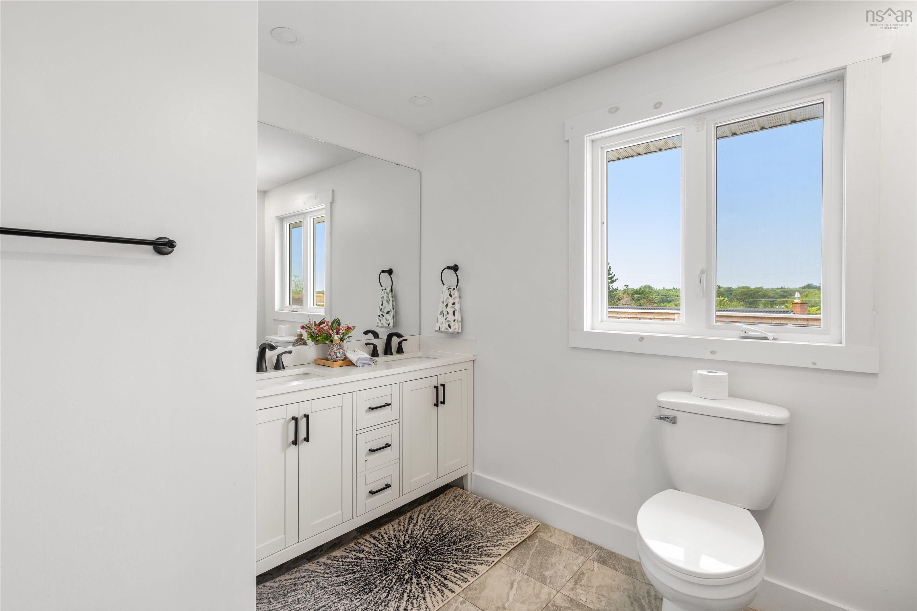 $669,900.00: 24 Sirius Crescent, Cole Harbour