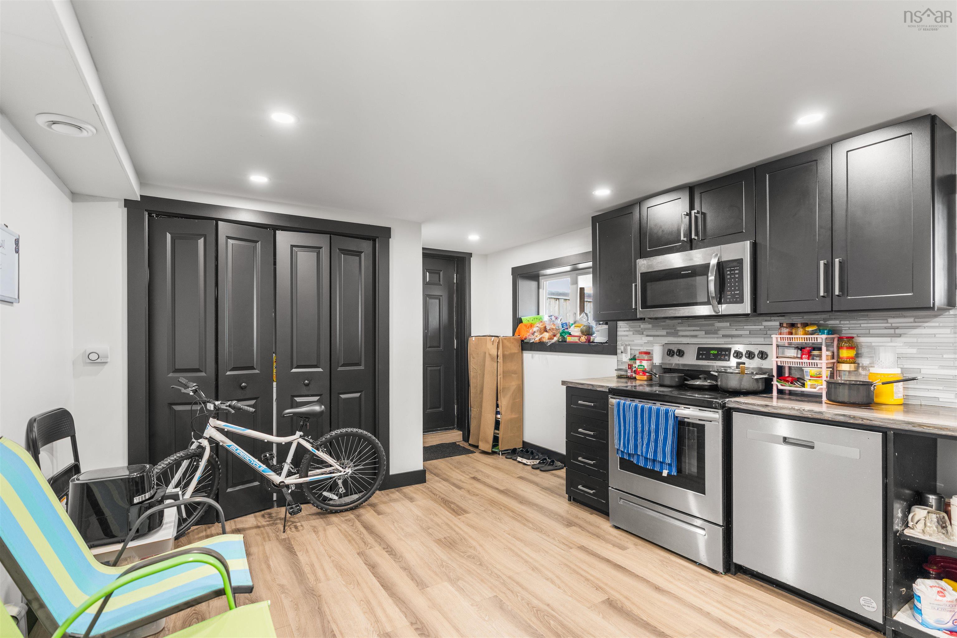 $669,900.00: 24 Sirius Crescent, Cole Harbour