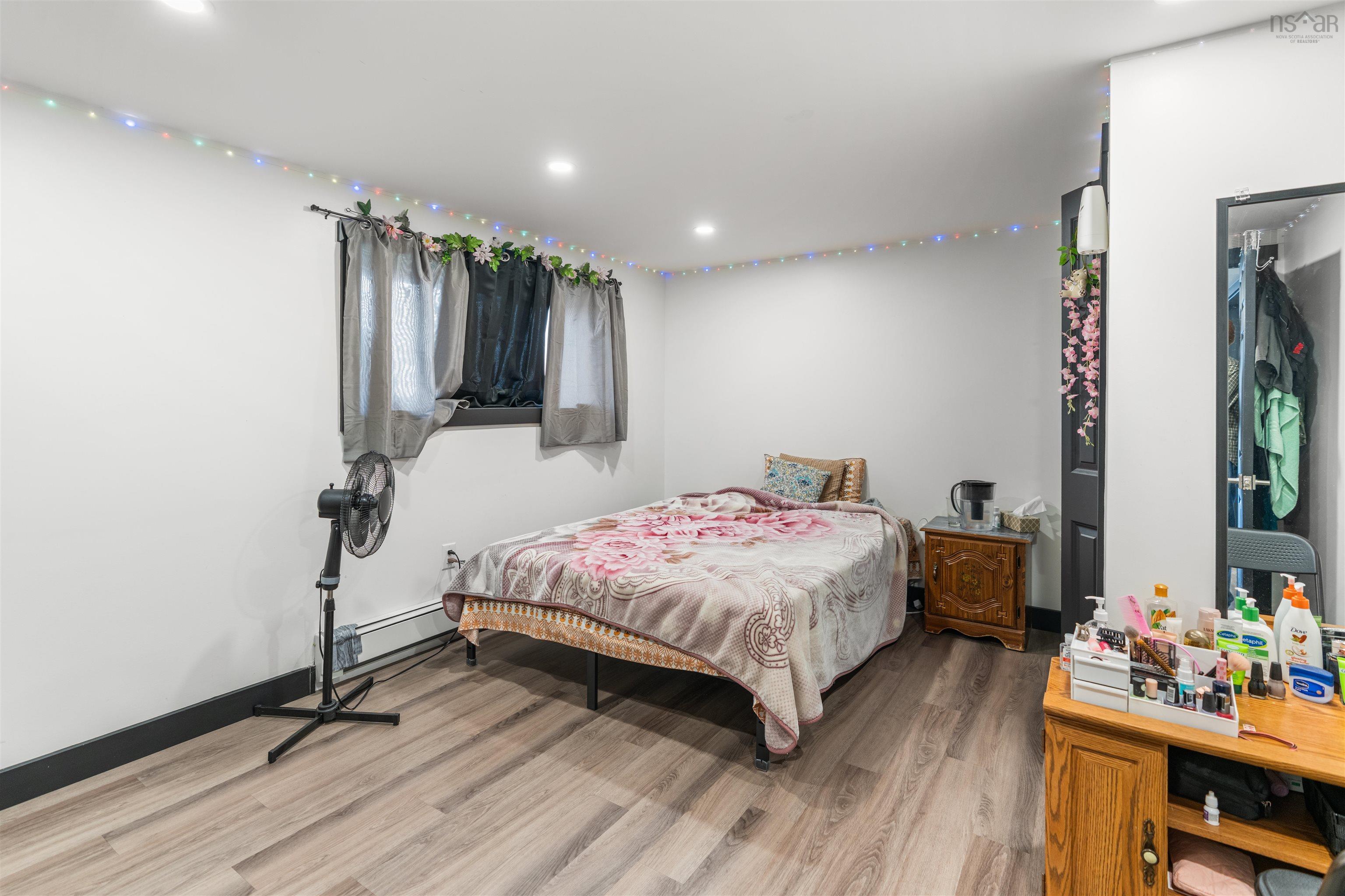 $669,900.00: 24 Sirius Crescent, Cole Harbour