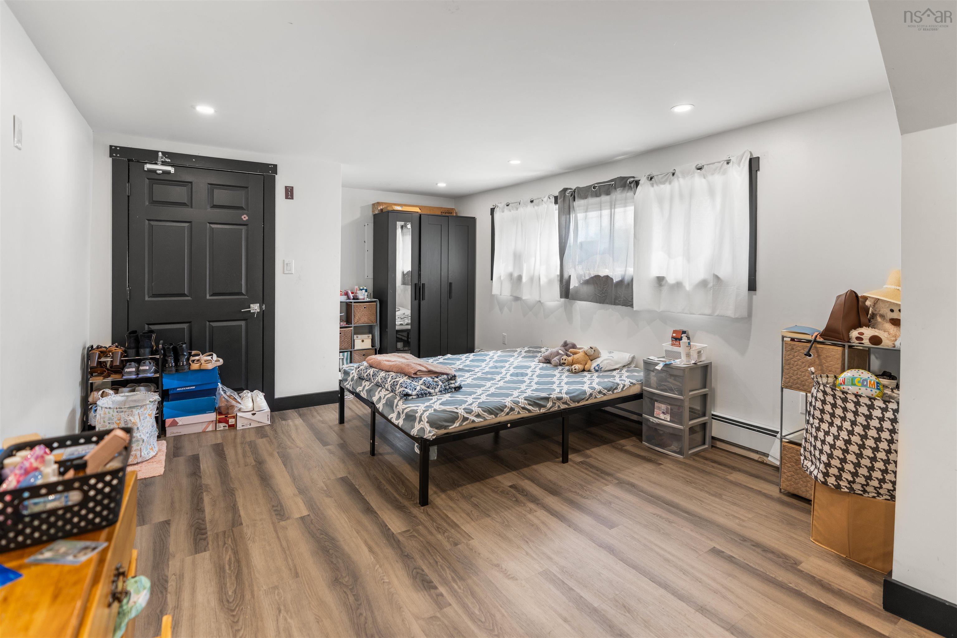 $669,900.00: 24 Sirius Crescent, Cole Harbour