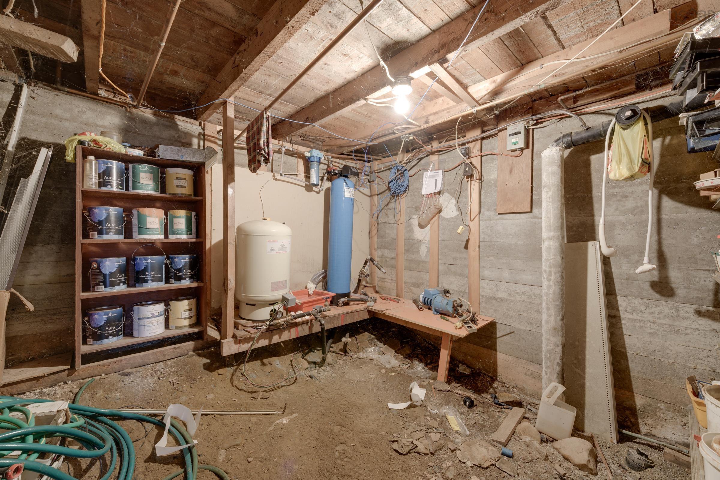 $350,000.00: 18 Riverside Lane, Salmon River