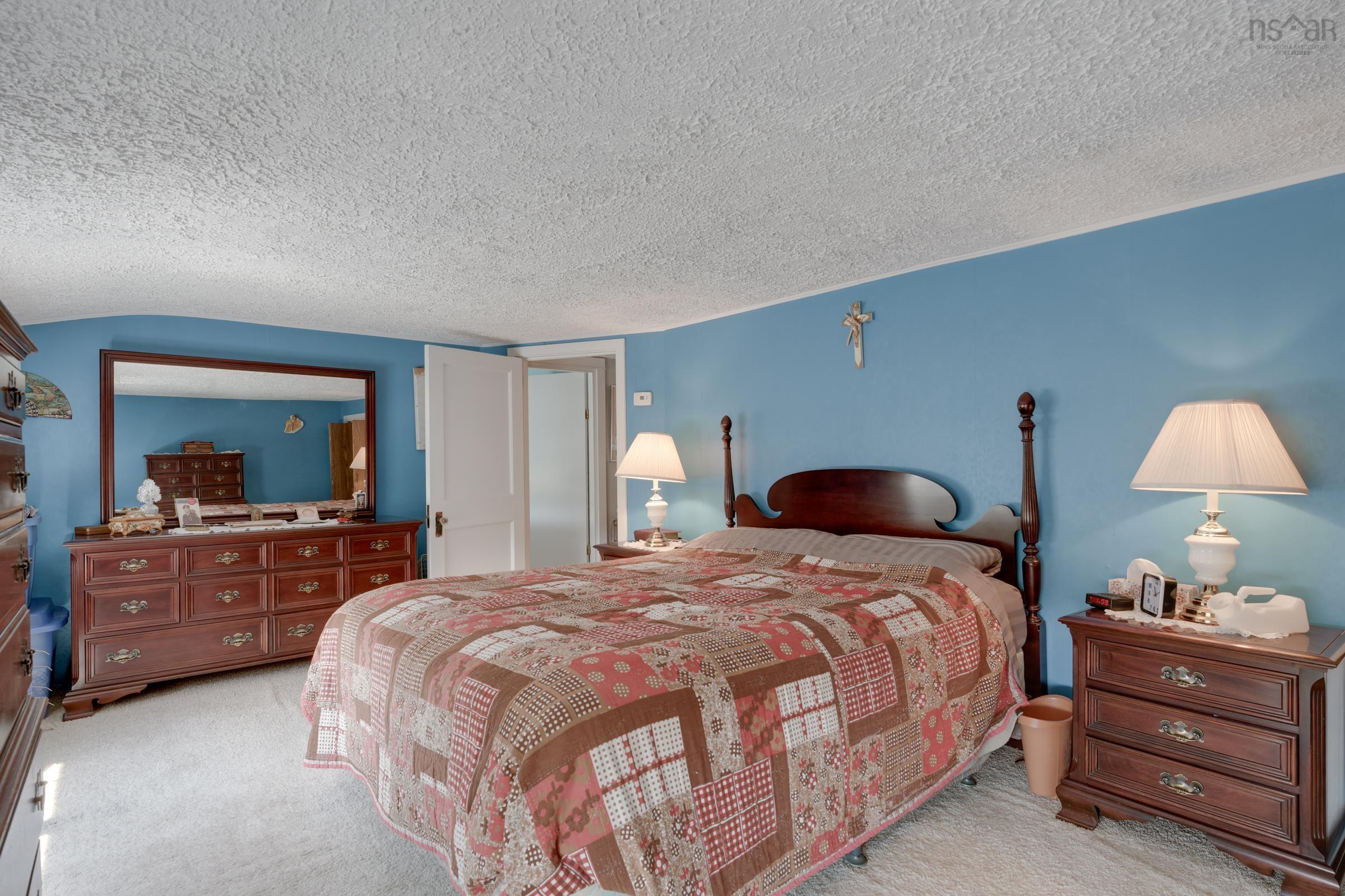 $350,000.00: 18 Riverside Lane, Salmon River