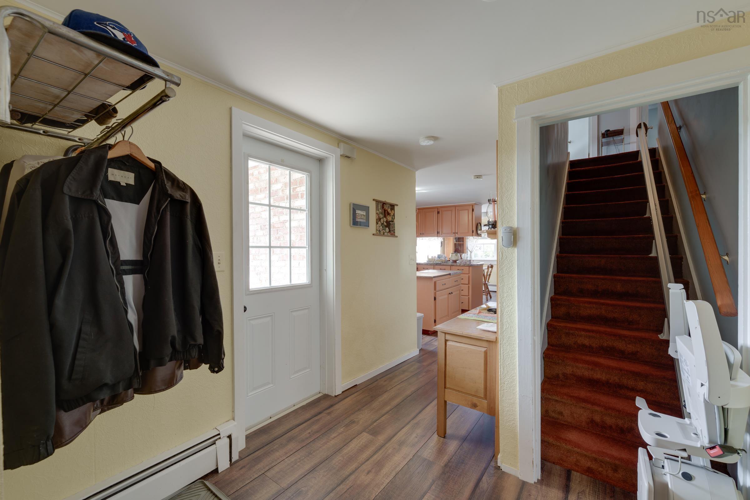 $350,000.00: 18 Riverside Lane, Salmon River