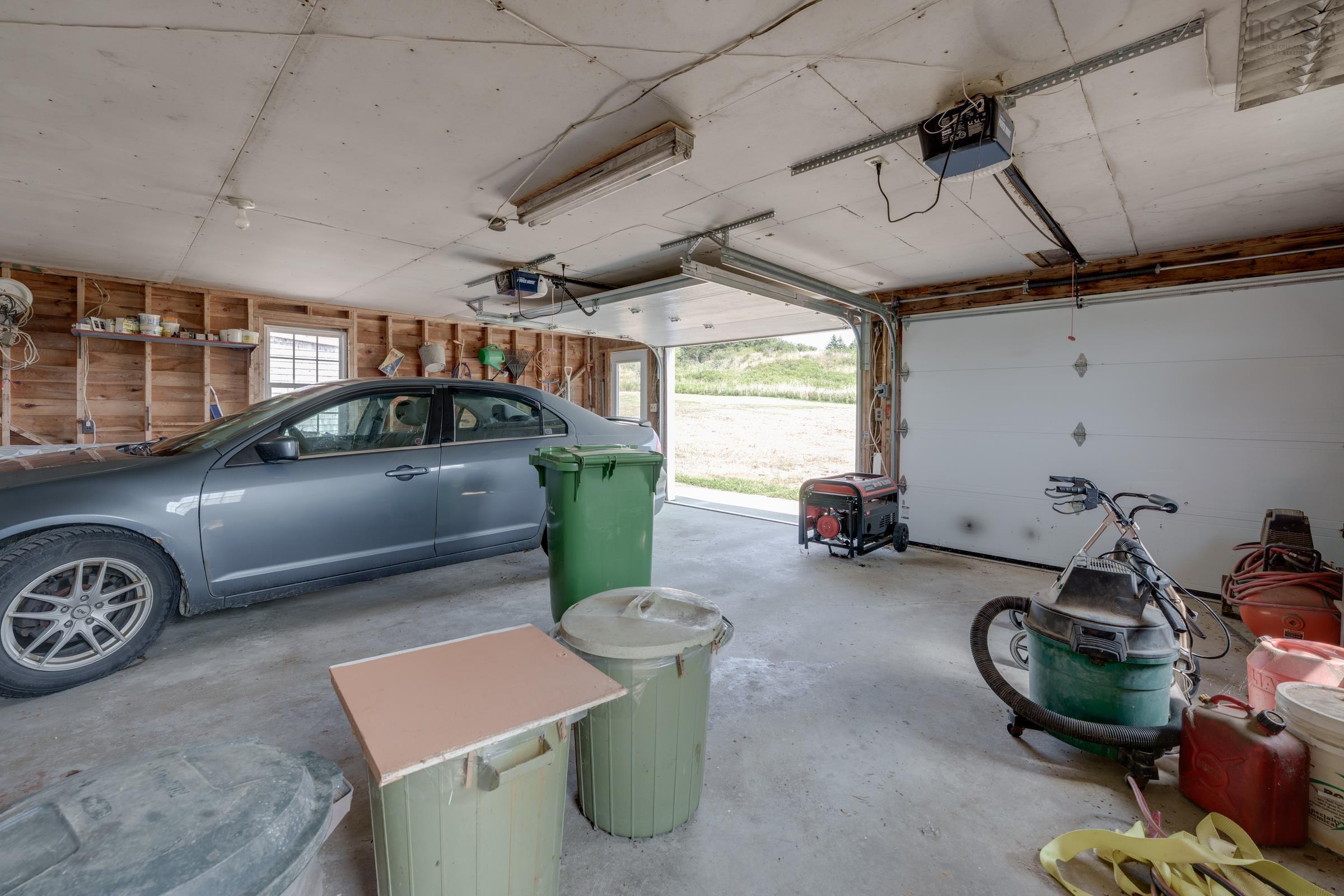 $350,000.00: 18 Riverside Lane, Salmon River