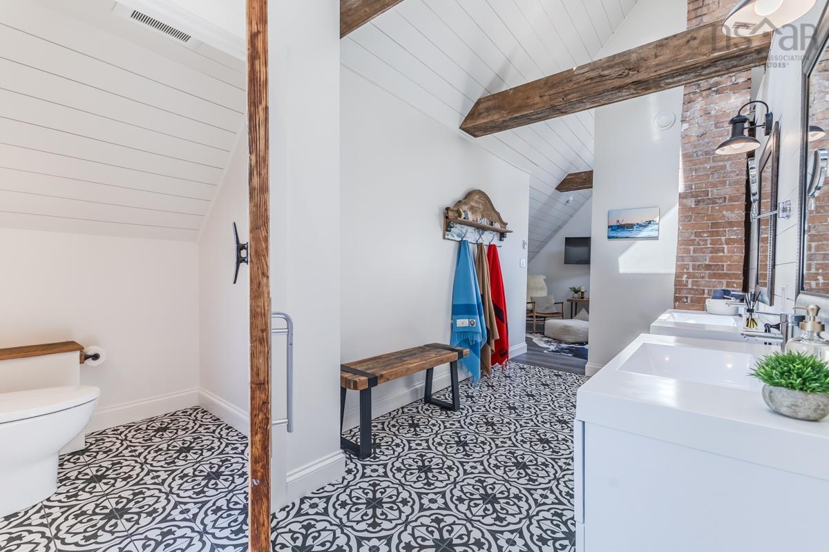 $449,000.00: 6 Horton Point Road, Malagash